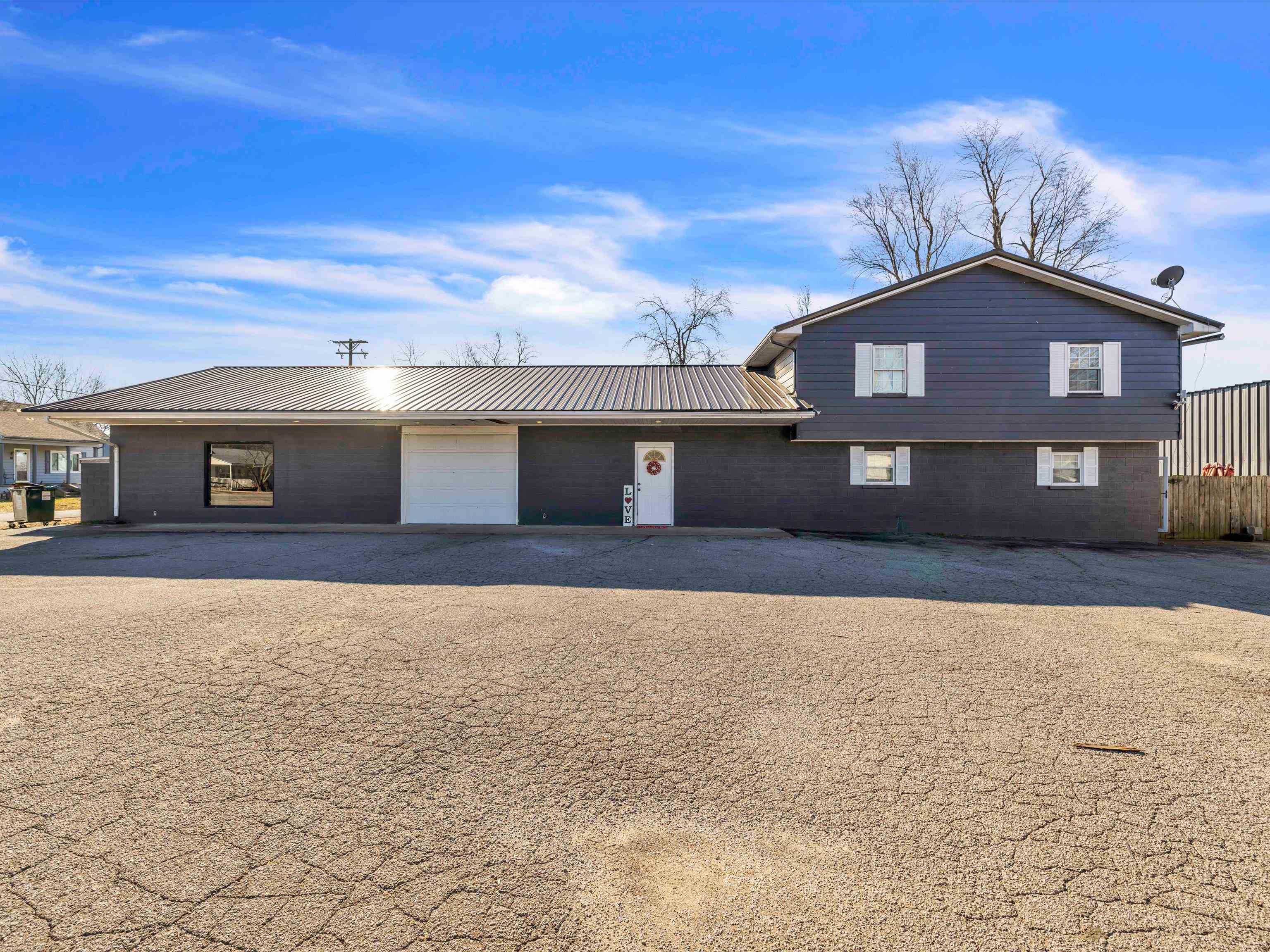 9731 State Route 130 S, Sturgis, Kentucky 42437, 4 Bedrooms Bedrooms, ,2 BathroomsBathrooms,Single Family Residence,For Sale,State Route 130 S,88914