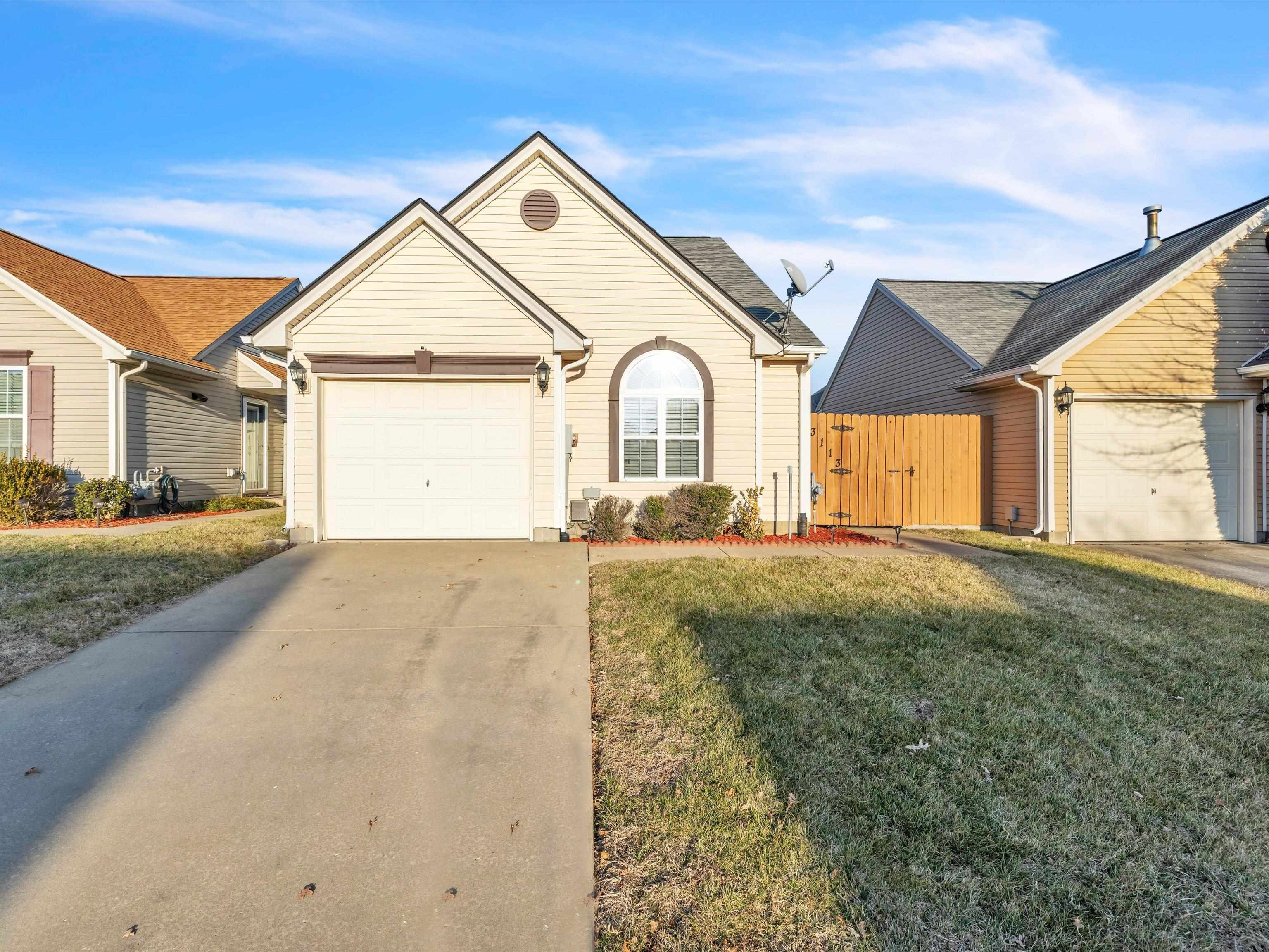 3113 Village Gate Cove, Owensboro, Kentucky 42303, 3 Bedrooms Bedrooms, ,2 BathroomsBathrooms,Single Family Residence,For Sale,Village Gate Cove,88927