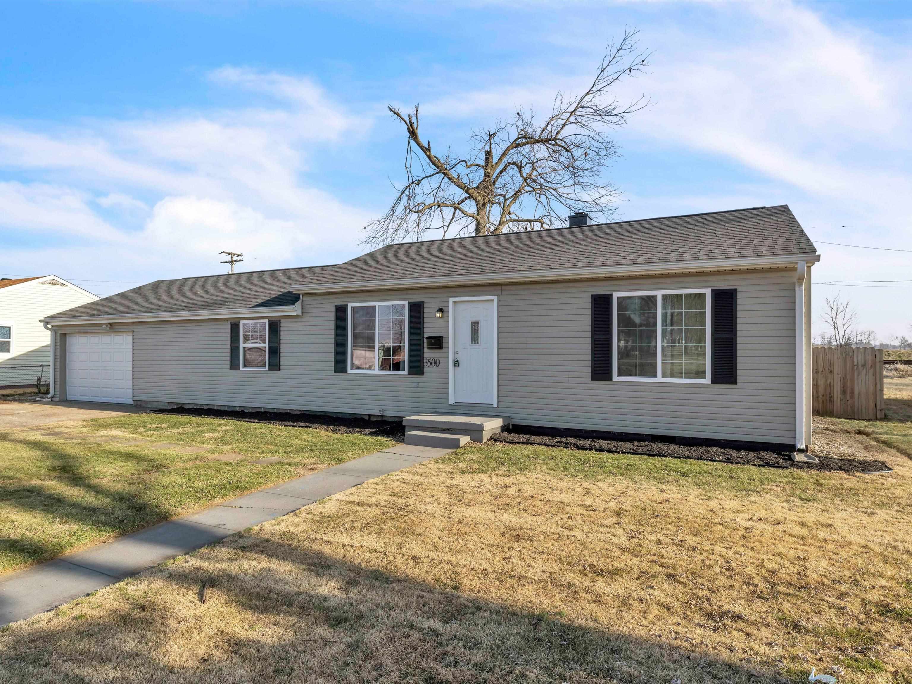 3500 10th Street, Owensboro, Kentucky 42303, 4 Bedrooms Bedrooms, ,2 BathroomsBathrooms,Single Family Residence,For Sale,10th Street,88930