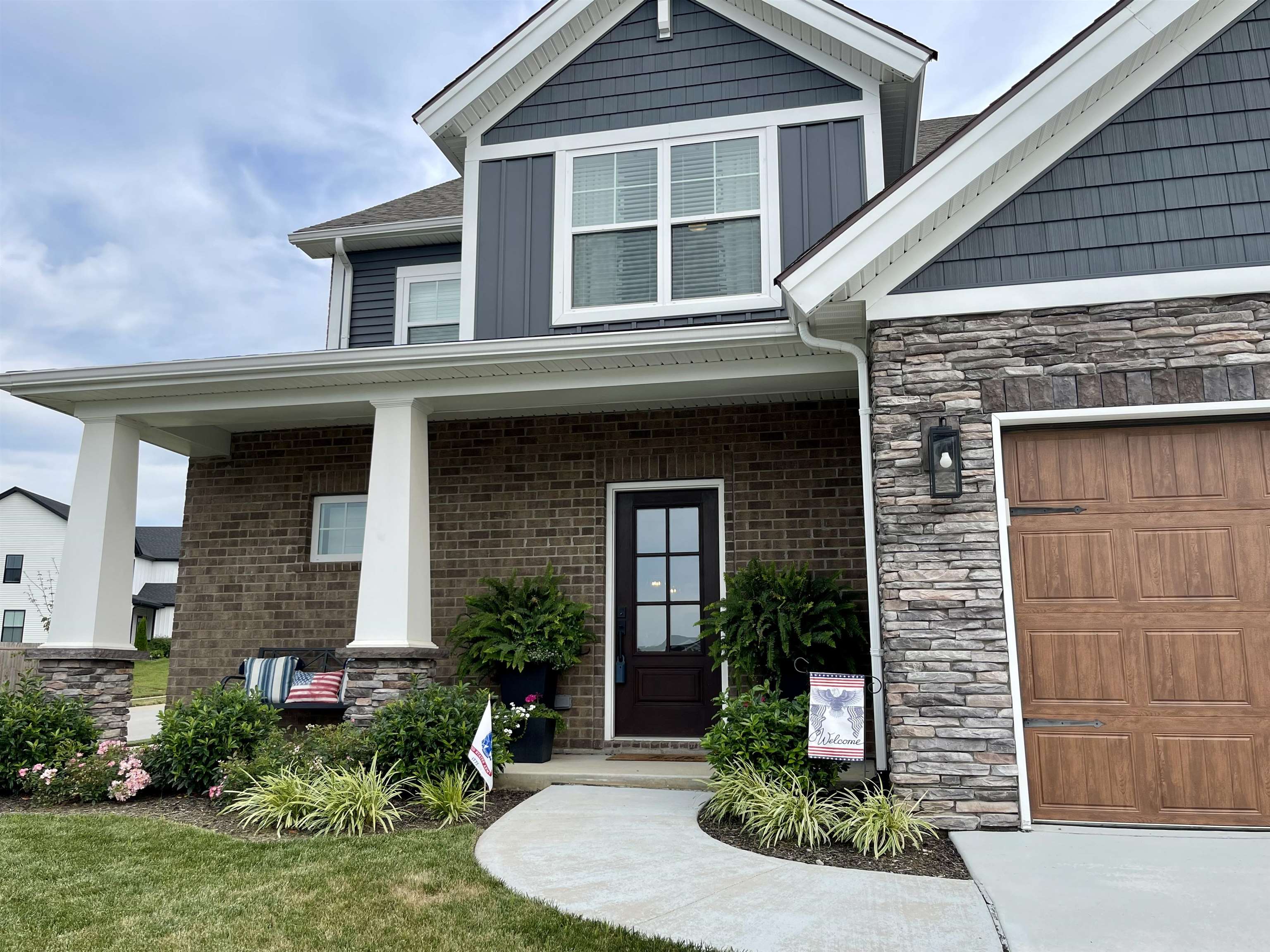 6822 Valley Brook Trace, Utica, Kentucky 42376, 4 Bedrooms Bedrooms, ,3 BathroomsBathrooms,Single Family Residence,For Sale,Valley Brook Trace,88934