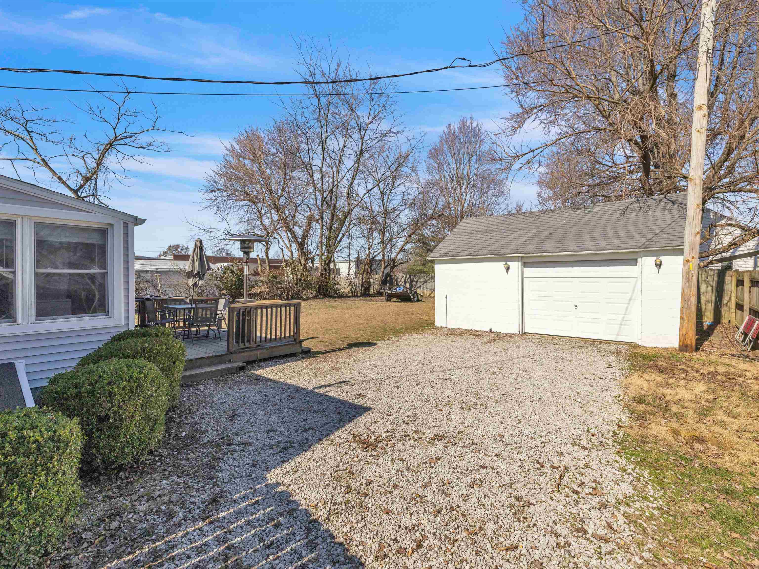 405 25th Street, Owensboro, Kentucky 42303, 2 Bedrooms Bedrooms, ,1 BathroomBathrooms,Single Family Residence,For Sale,25th Street,88969