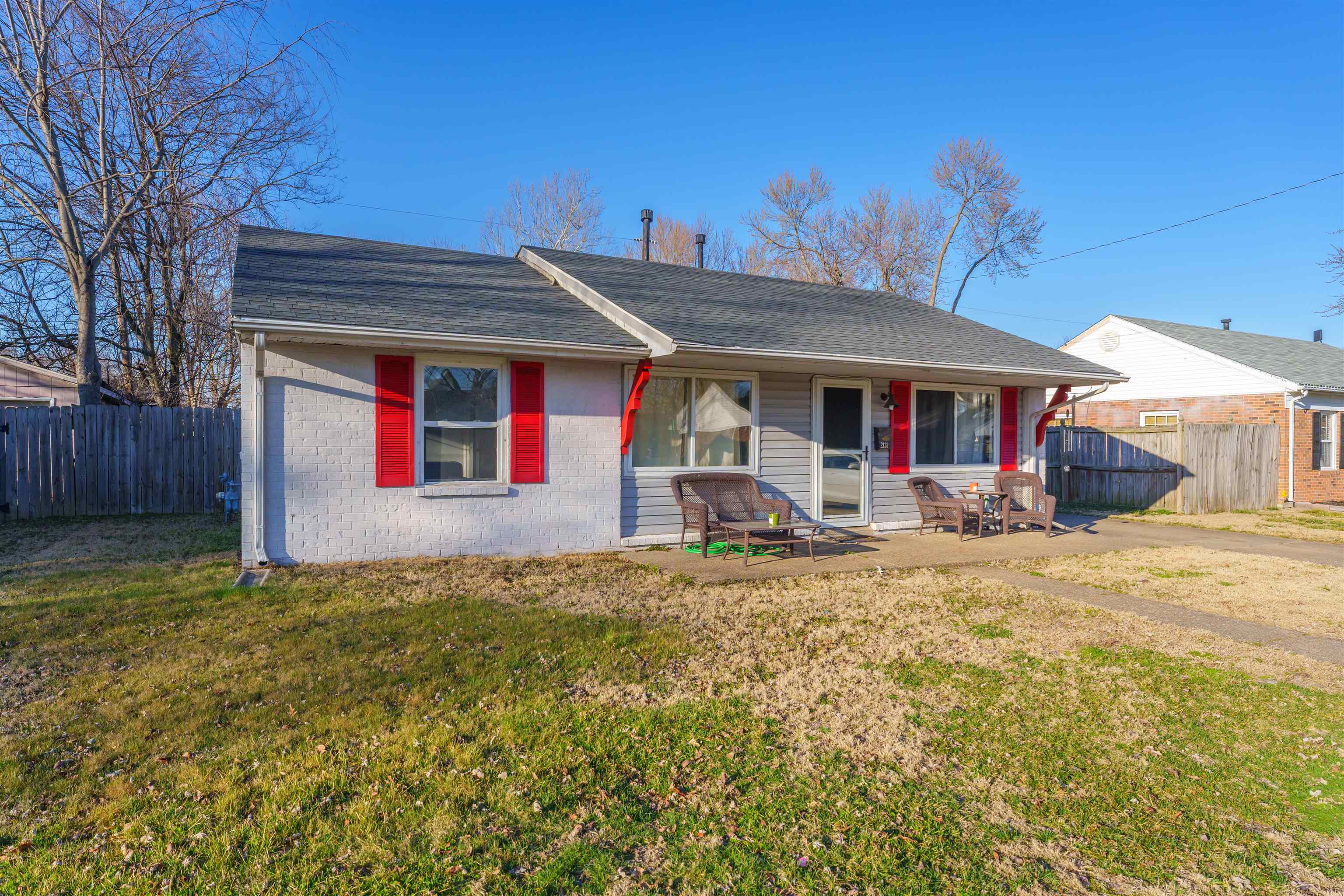 2131 Belmont Drive, Owensboro, Kentucky 42301, 3 Bedrooms Bedrooms, ,1 BathroomBathrooms,Single Family Residence,For Sale,Belmont Drive,88976