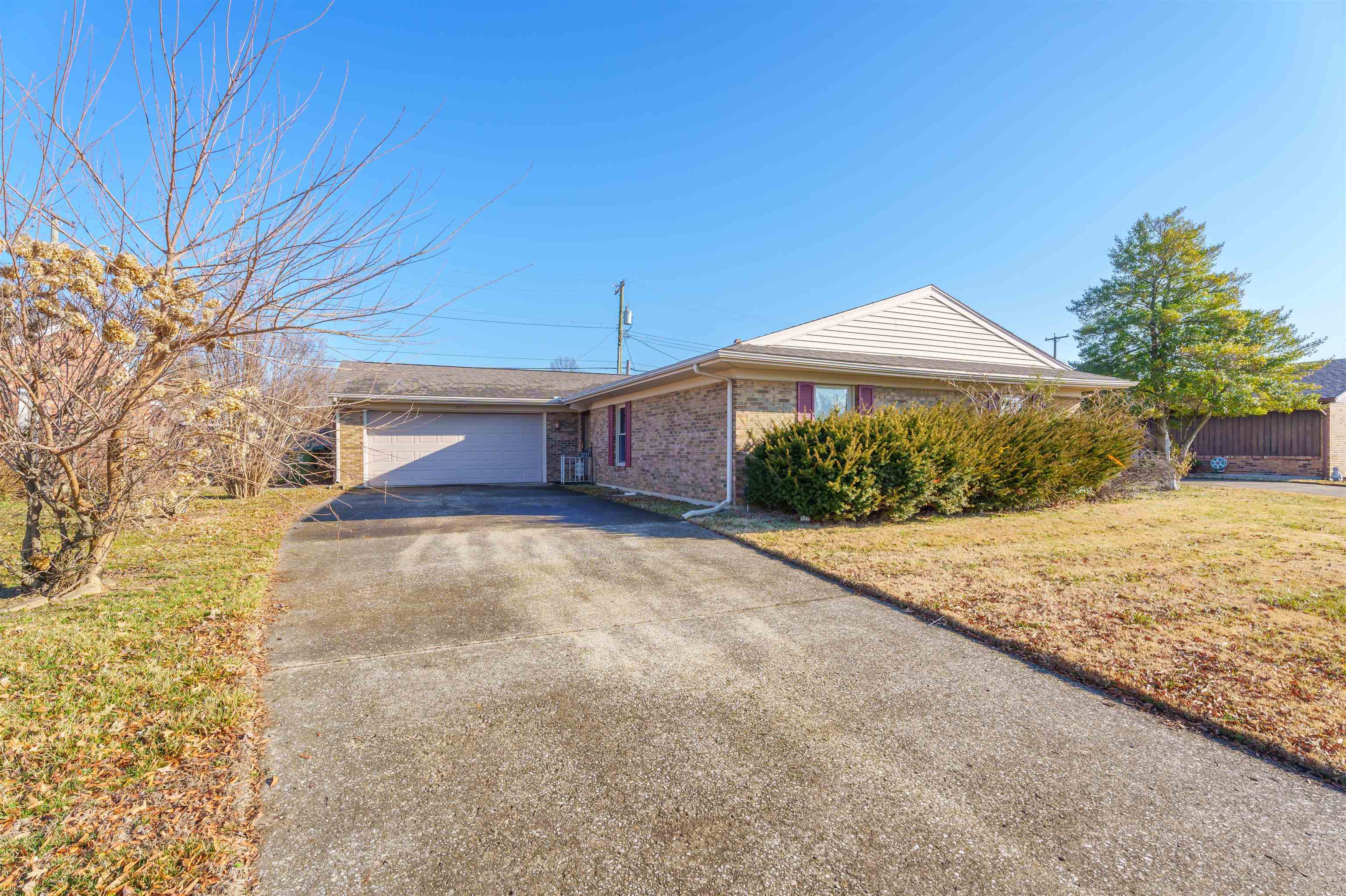 2717 Middleground Drive W, Owensboro, Kentucky 42301, 3 Bedrooms Bedrooms, ,2 BathroomsBathrooms,Ranch,For Sale,Middleground Drive W,88990