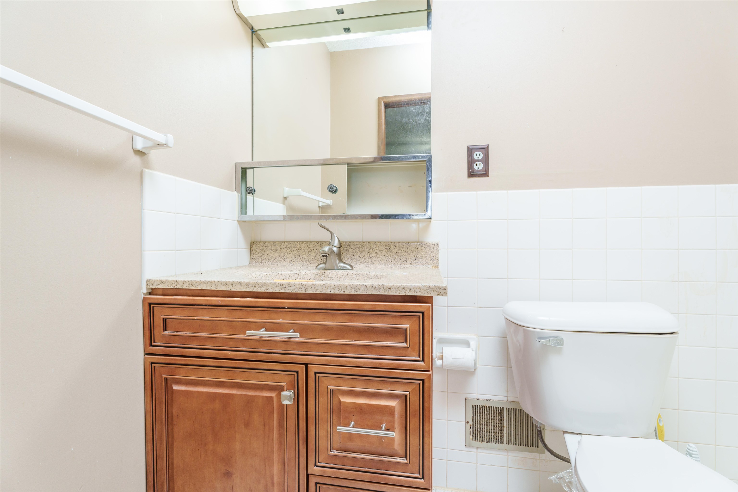 2717 Middleground Drive W, Owensboro, Kentucky 42301, 3 Bedrooms Bedrooms, ,2 BathroomsBathrooms,Ranch,For Sale,Middleground Drive W,88990