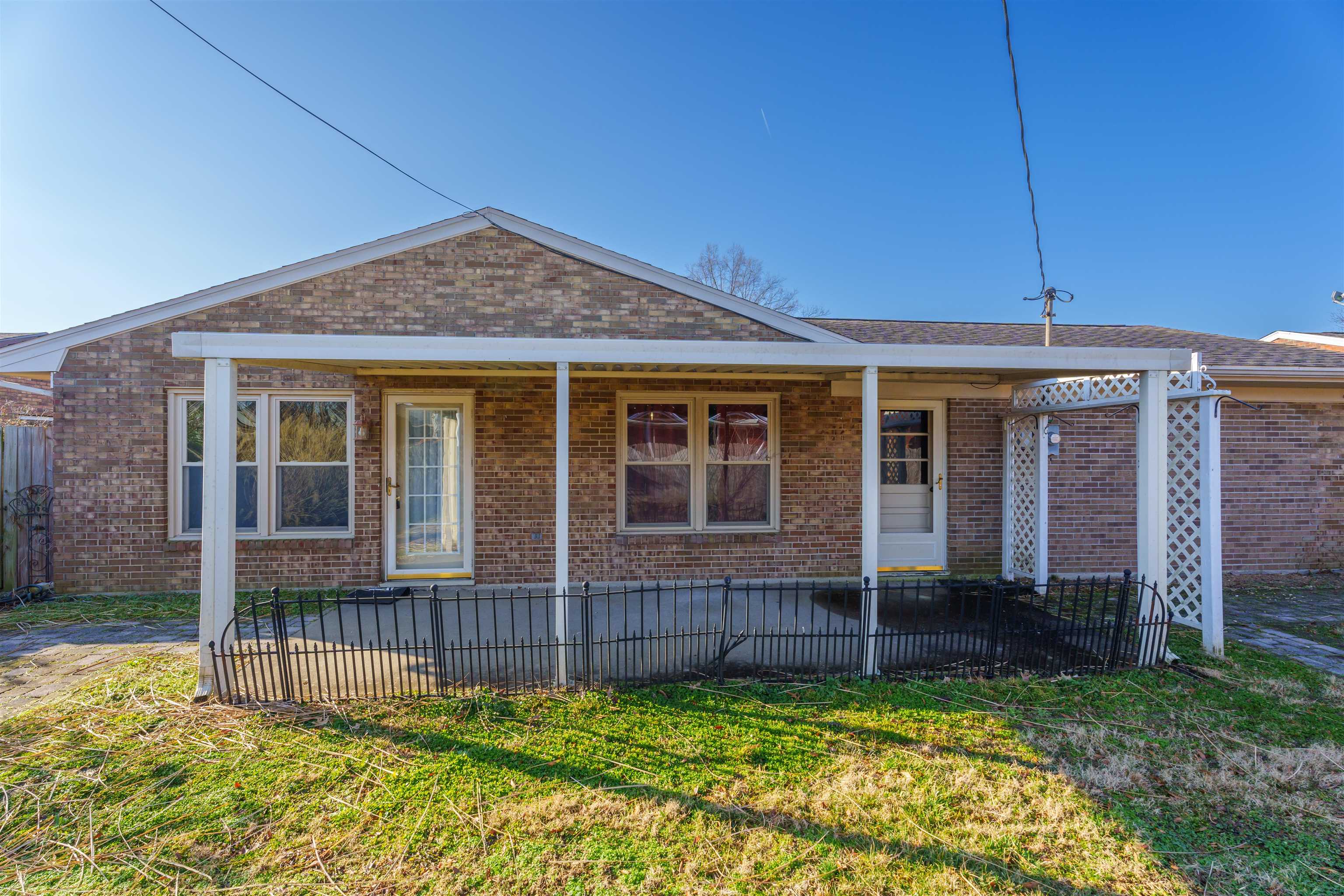 2717 Middleground Drive W, Owensboro, Kentucky 42301, 3 Bedrooms Bedrooms, ,2 BathroomsBathrooms,Ranch,For Sale,Middleground Drive W,88990
