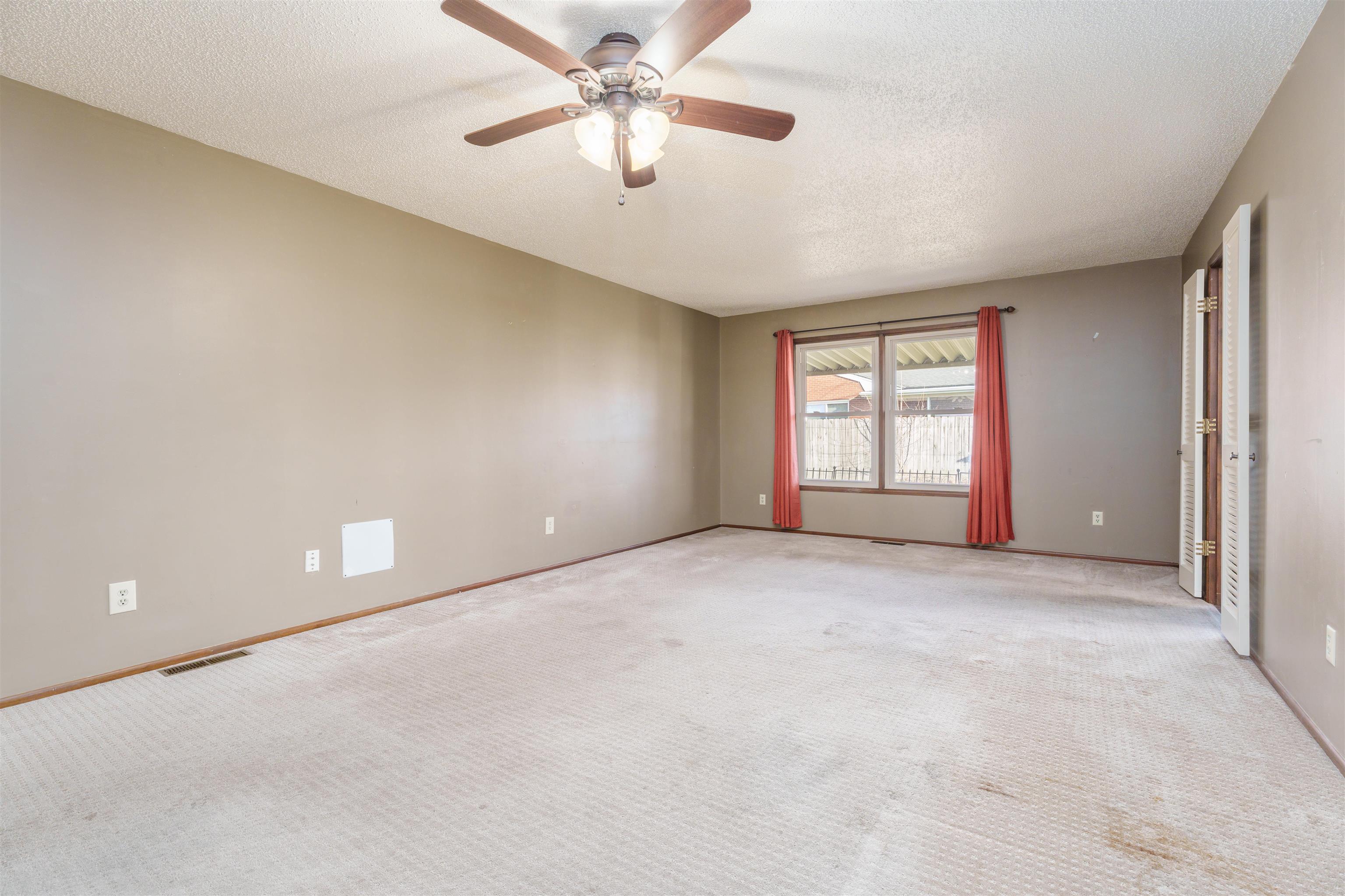 2717 Middleground Drive W, Owensboro, Kentucky 42301, 3 Bedrooms Bedrooms, ,2 BathroomsBathrooms,Ranch,For Sale,Middleground Drive W,88990