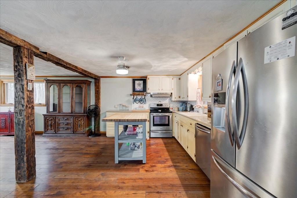 6841 Hwy 144, Owensboro, Kentucky 42303, 5 Bedrooms Bedrooms, ,2 BathroomsBathrooms,Single Family Residence,For Sale,Hwy 144,88997