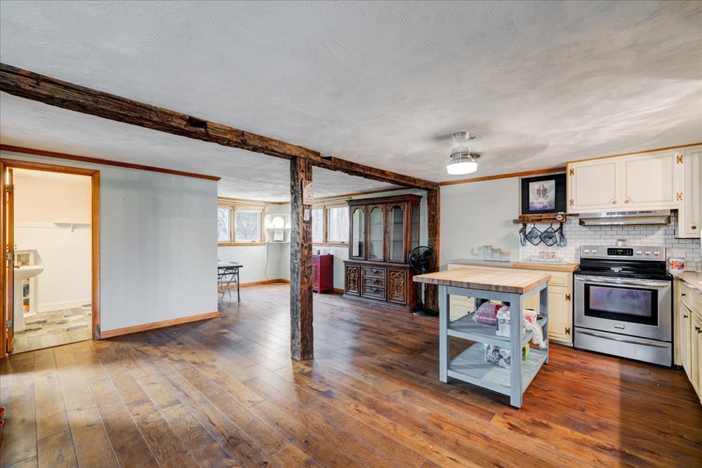 6841 Hwy 144, Owensboro, Kentucky 42303, 5 Bedrooms Bedrooms, ,2 BathroomsBathrooms,Single Family Residence,For Sale,Hwy 144,88997
