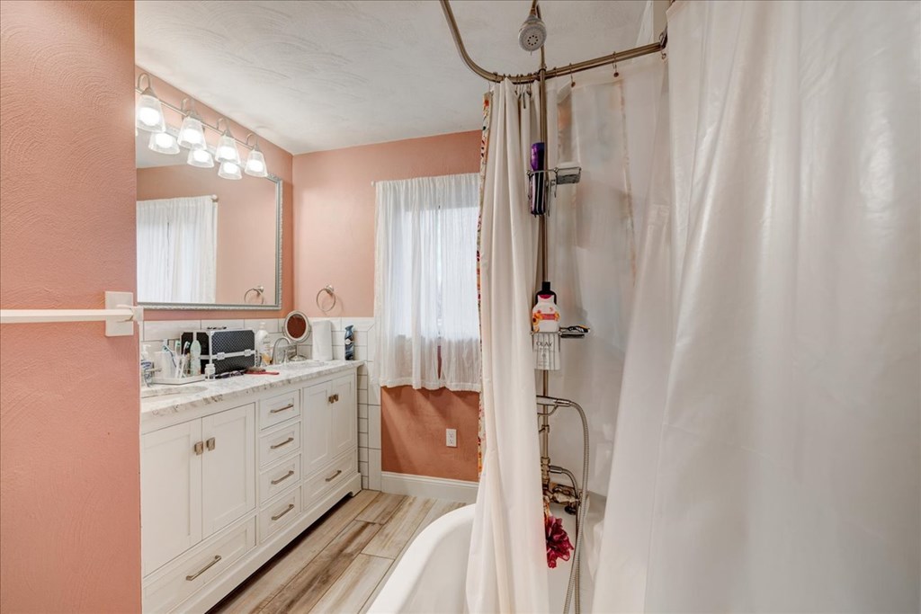 6841 Hwy 144, Owensboro, Kentucky 42303, 5 Bedrooms Bedrooms, ,2 BathroomsBathrooms,Single Family Residence,For Sale,Hwy 144,88997
