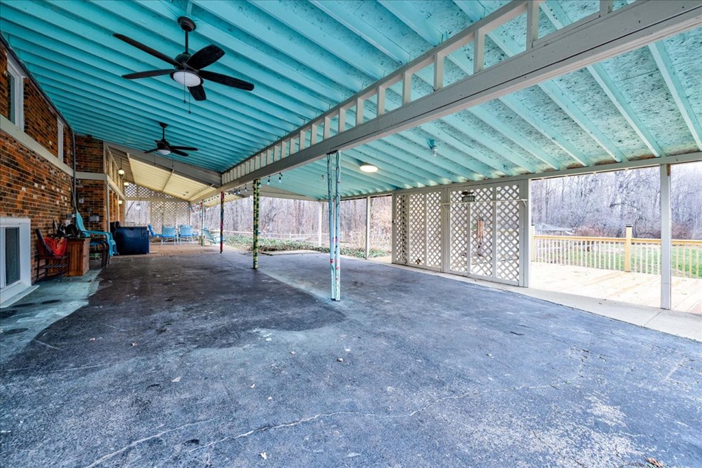 6841 Hwy 144, Owensboro, Kentucky 42303, 5 Bedrooms Bedrooms, ,2 BathroomsBathrooms,Single Family Residence,For Sale,Hwy 144,88997