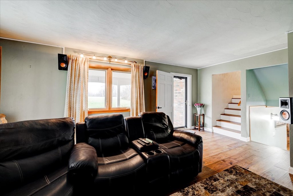 6841 Hwy 144, Owensboro, Kentucky 42303, 5 Bedrooms Bedrooms, ,2 BathroomsBathrooms,Single Family Residence,For Sale,Hwy 144,88997