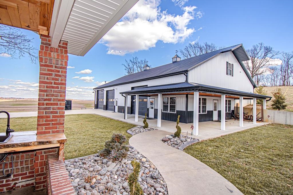 2625 Wrights Landing Road, Owensboro, Kentucky 42303, 3 Bedrooms Bedrooms, ,2 BathroomsBathrooms,Single Family Residence,For Sale,Wrights Landing Road,89010
