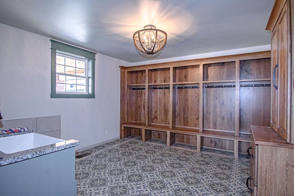 2625 Wrights Landing Road, Owensboro, Kentucky 42303, 3 Bedrooms Bedrooms, ,2 BathroomsBathrooms,Single Family Residence,For Sale,Wrights Landing Road,89010