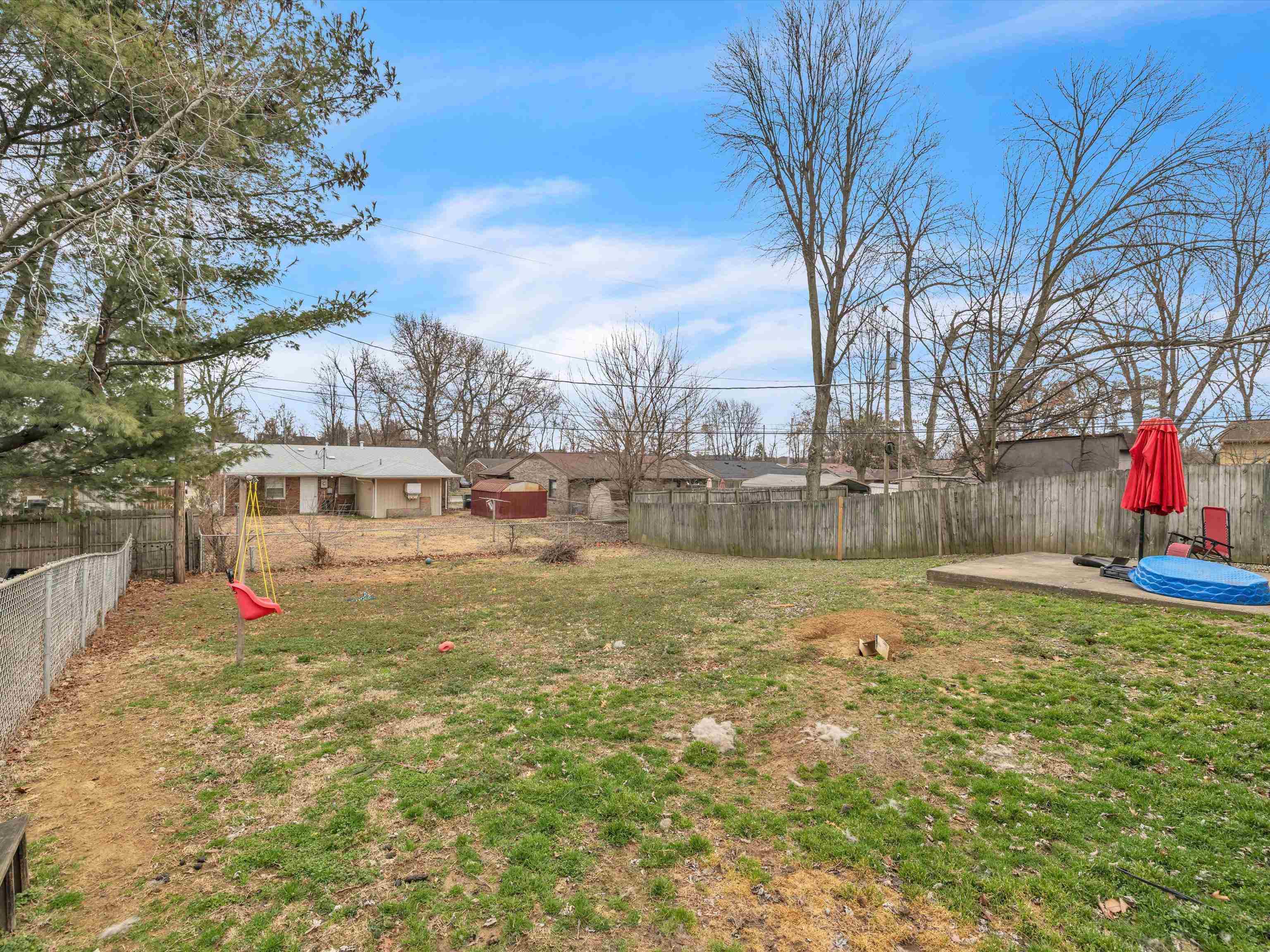 2705 Redford Drive, Owensboro, Kentucky 42303, 3 Bedrooms Bedrooms, ,1 BathroomBathrooms,Single Family Residence,For Sale,Redford Drive,89017