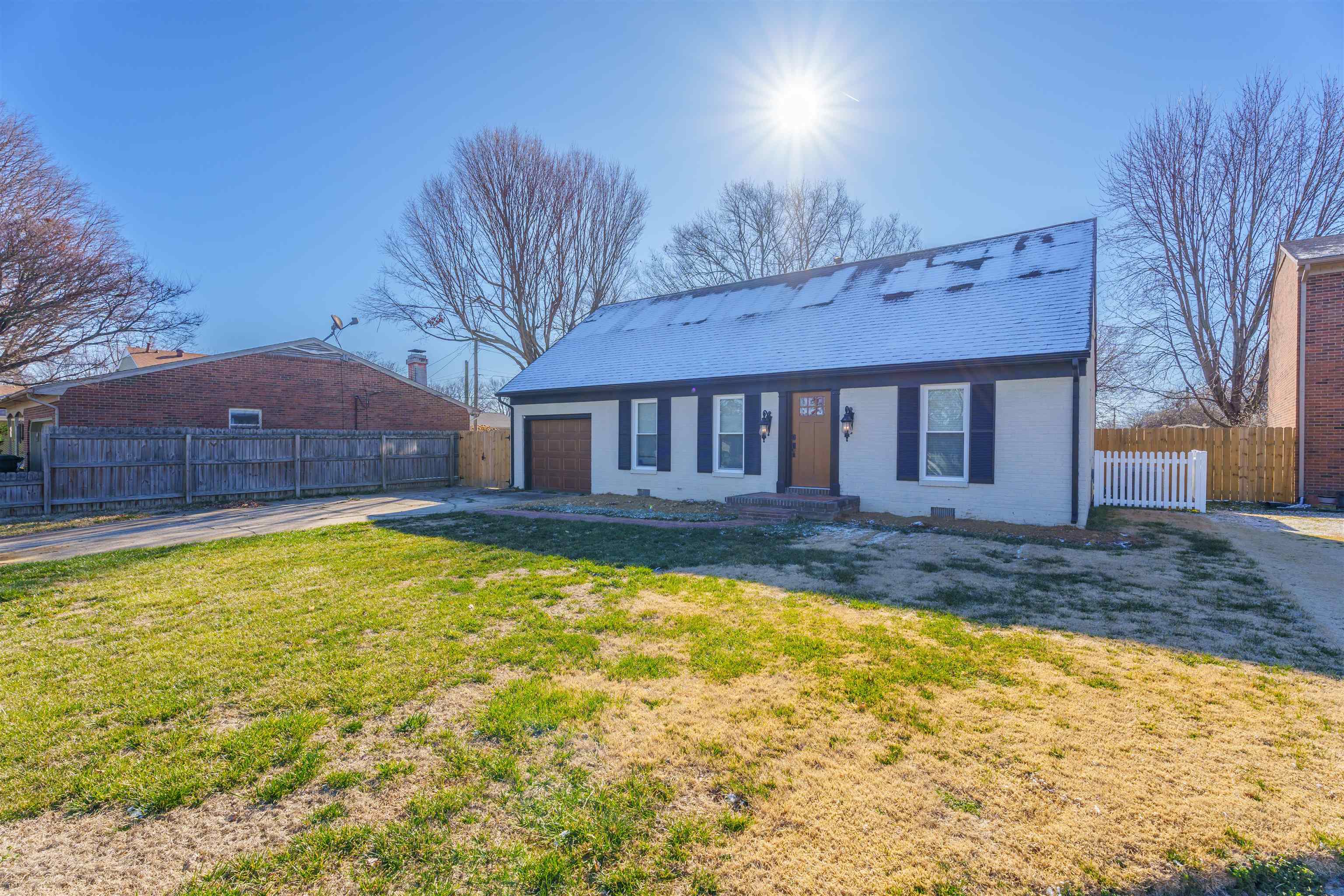 1744 Thistle Ct., Owensboro, Kentucky 42301, 3 Bedrooms Bedrooms, ,2 BathroomsBathrooms,Single Family Residence,For Sale,Thistle Ct.,89019