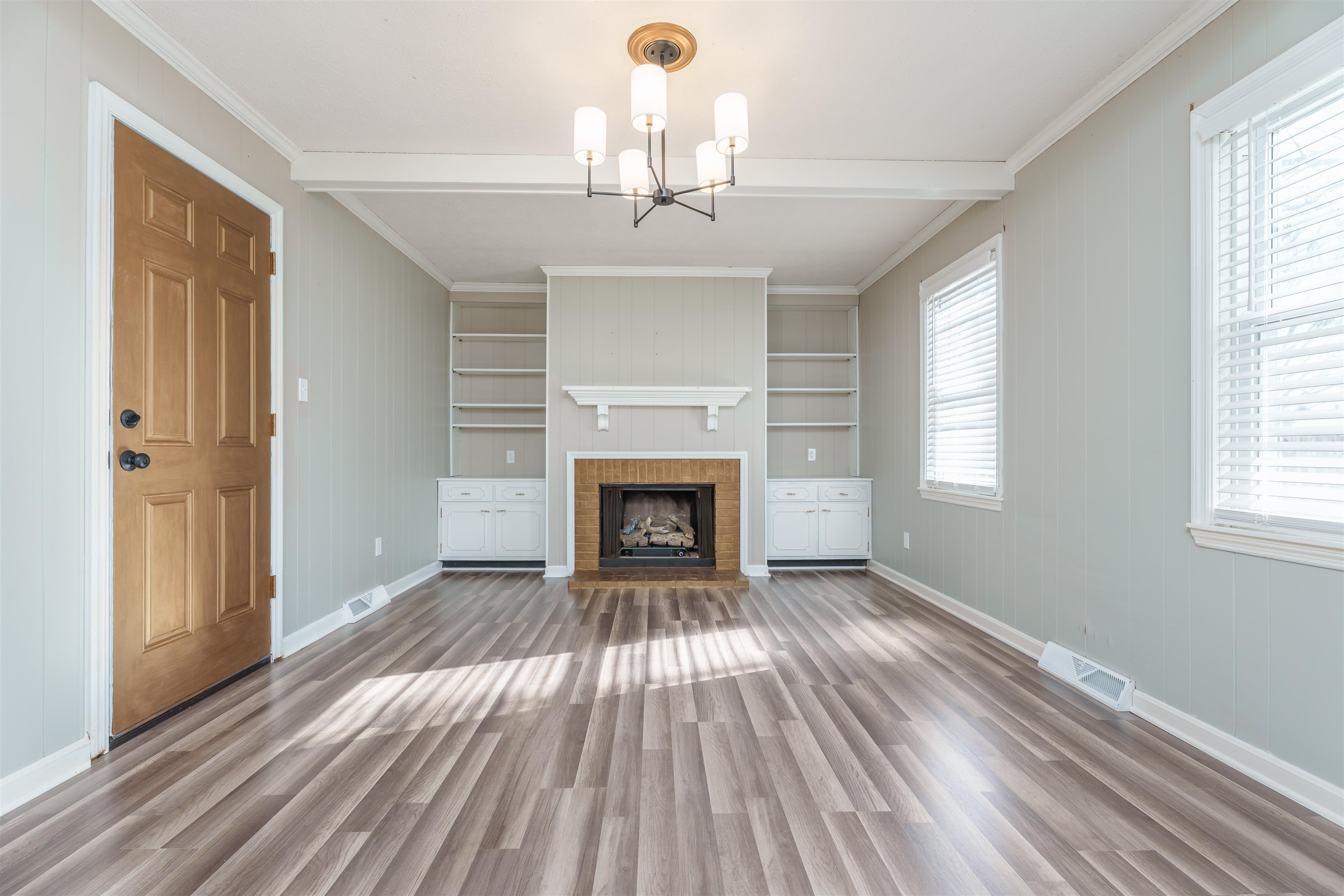 1744 Thistle Ct., Owensboro, Kentucky 42301, 3 Bedrooms Bedrooms, ,2 BathroomsBathrooms,Single Family Residence,For Sale,Thistle Ct.,89019