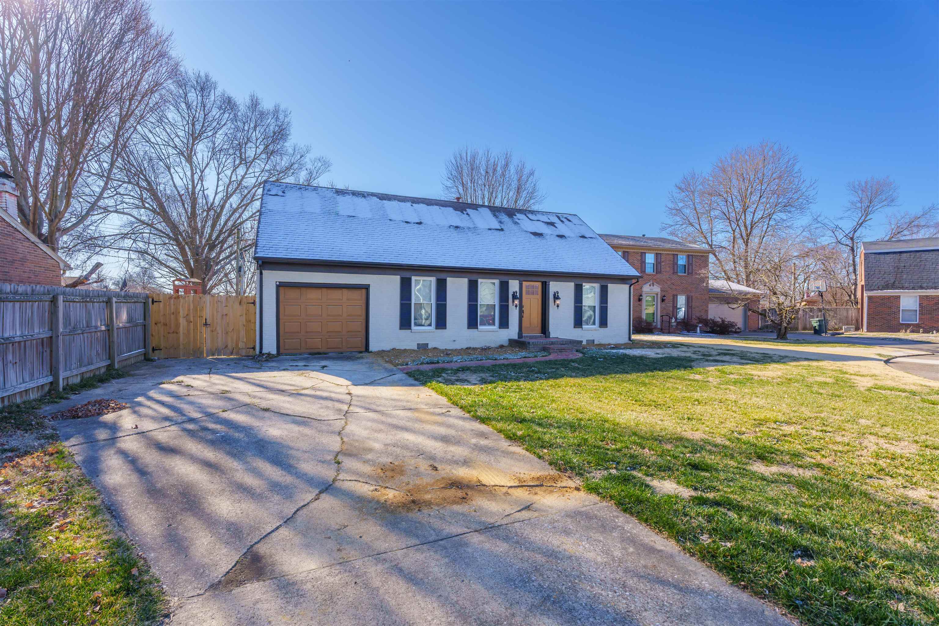 1744 Thistle Ct., Owensboro, Kentucky 42301, 3 Bedrooms Bedrooms, ,2 BathroomsBathrooms,Single Family Residence,For Sale,Thistle Ct.,89019