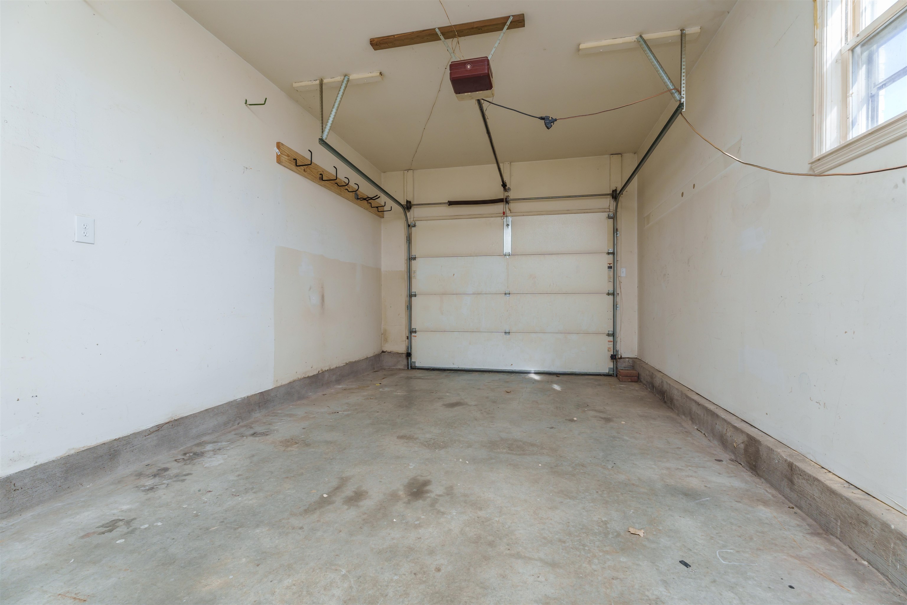 1744 Thistle Ct., Owensboro, Kentucky 42301, 3 Bedrooms Bedrooms, ,2 BathroomsBathrooms,Single Family Residence,For Sale,Thistle Ct.,89019