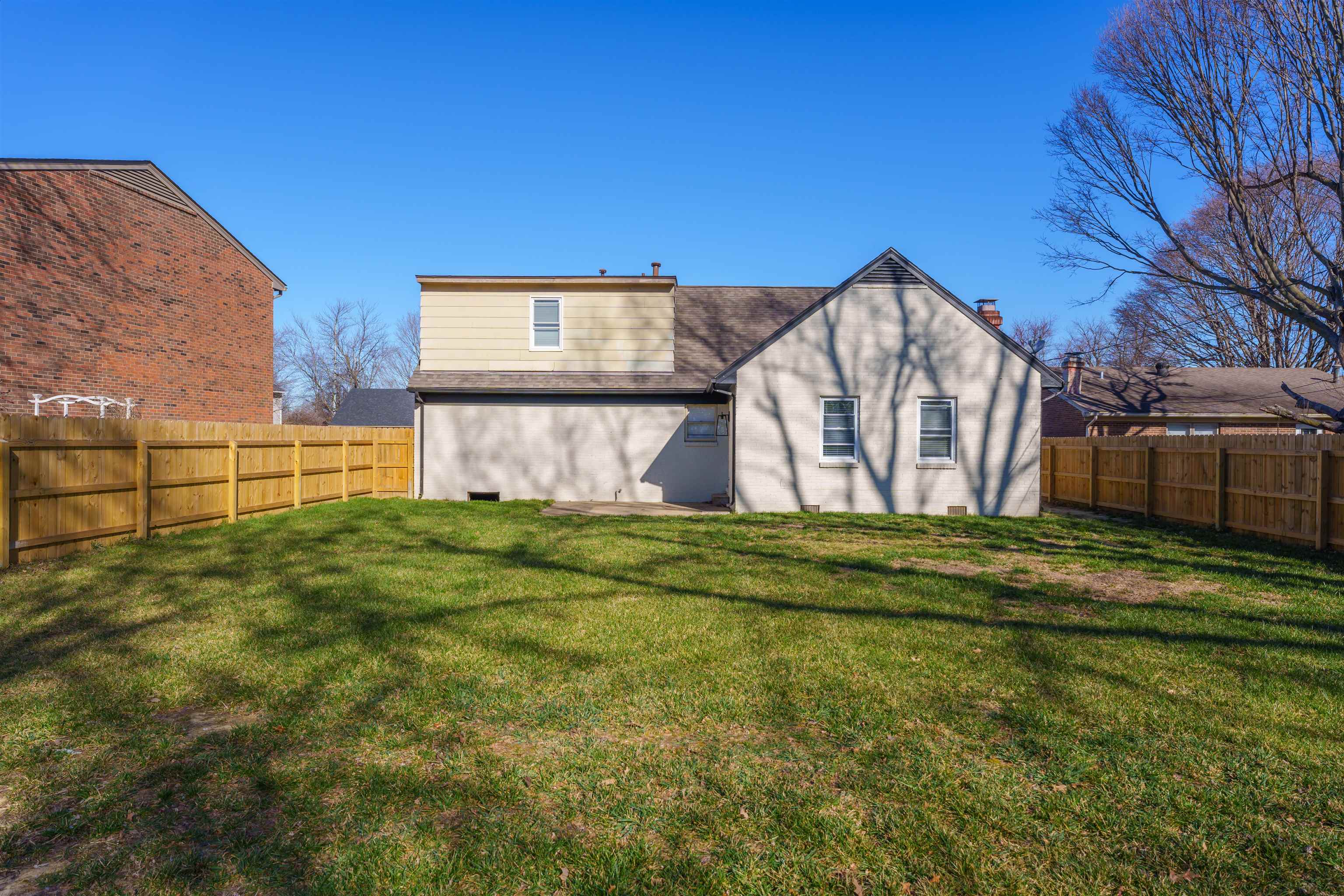 1744 Thistle Ct., Owensboro, Kentucky 42301, 3 Bedrooms Bedrooms, ,2 BathroomsBathrooms,Single Family Residence,For Sale,Thistle Ct.,89019