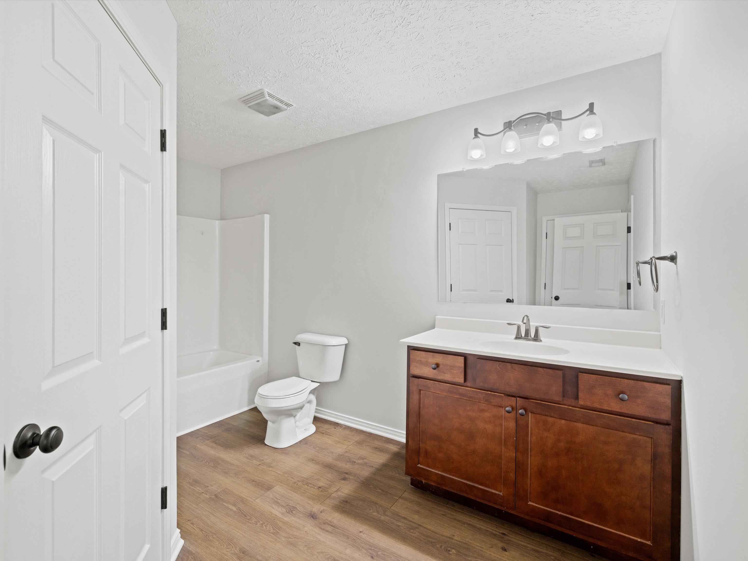2205 Topaz Court, Owensboro, Kentucky 42303, 3 Bedrooms Bedrooms, ,2 BathroomsBathrooms,Single Family Residence,For Sale,Topaz Court,89022