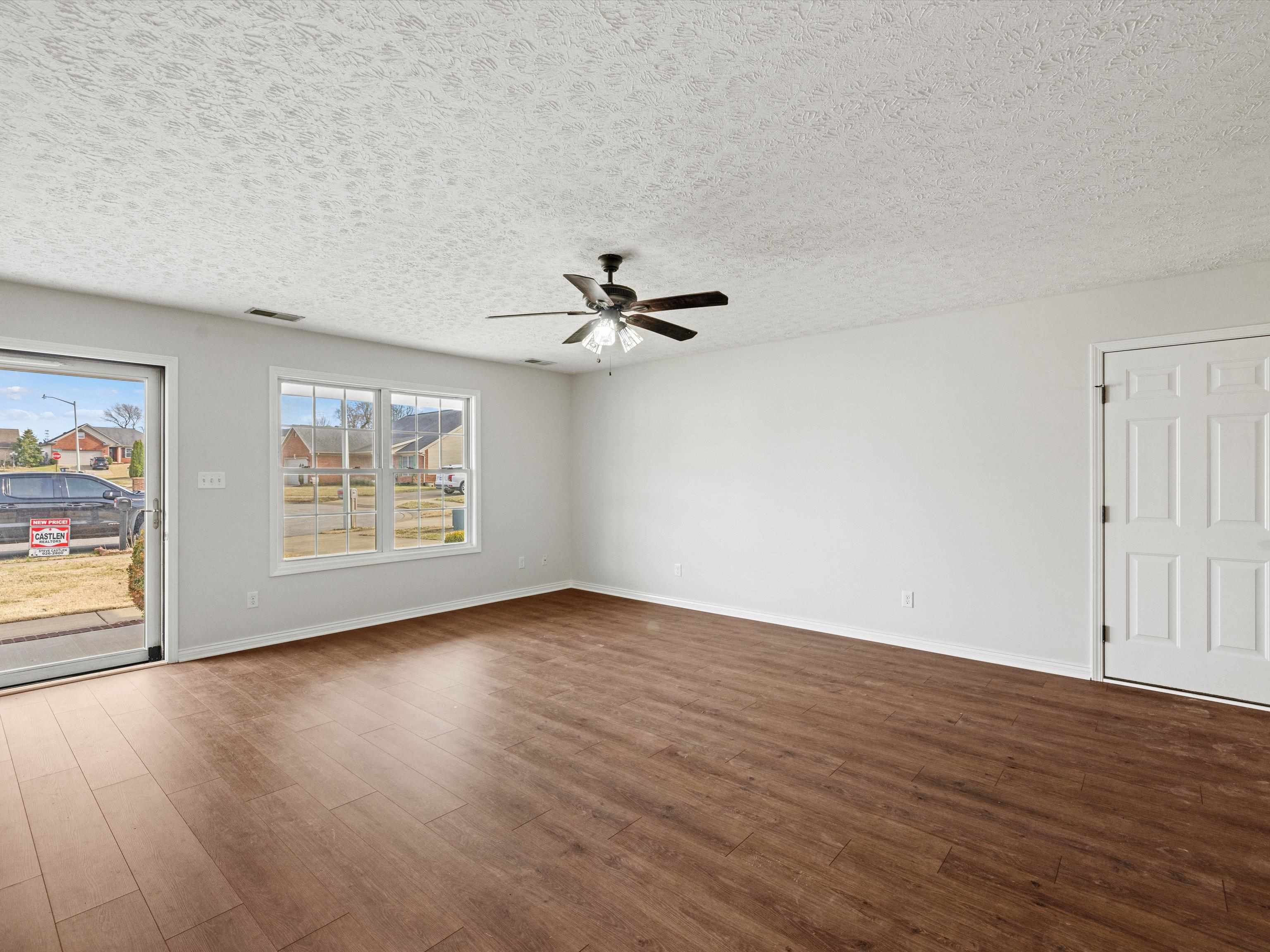2205 Topaz Court, Owensboro, Kentucky 42303, 3 Bedrooms Bedrooms, ,2 BathroomsBathrooms,Single Family Residence,For Sale,Topaz Court,89022
