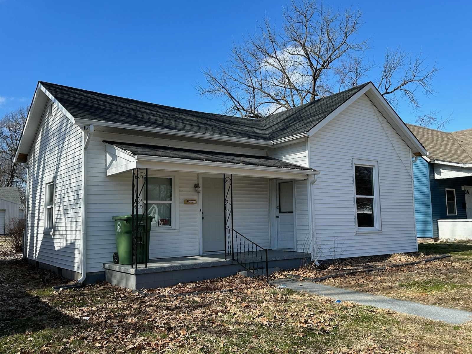 1220 Nassau Ave, Owensboro, Kentucky 42301, 2 Bedrooms Bedrooms, ,1 BathroomBathrooms,Single Family Residence,For Sale,Nassau Ave,89036