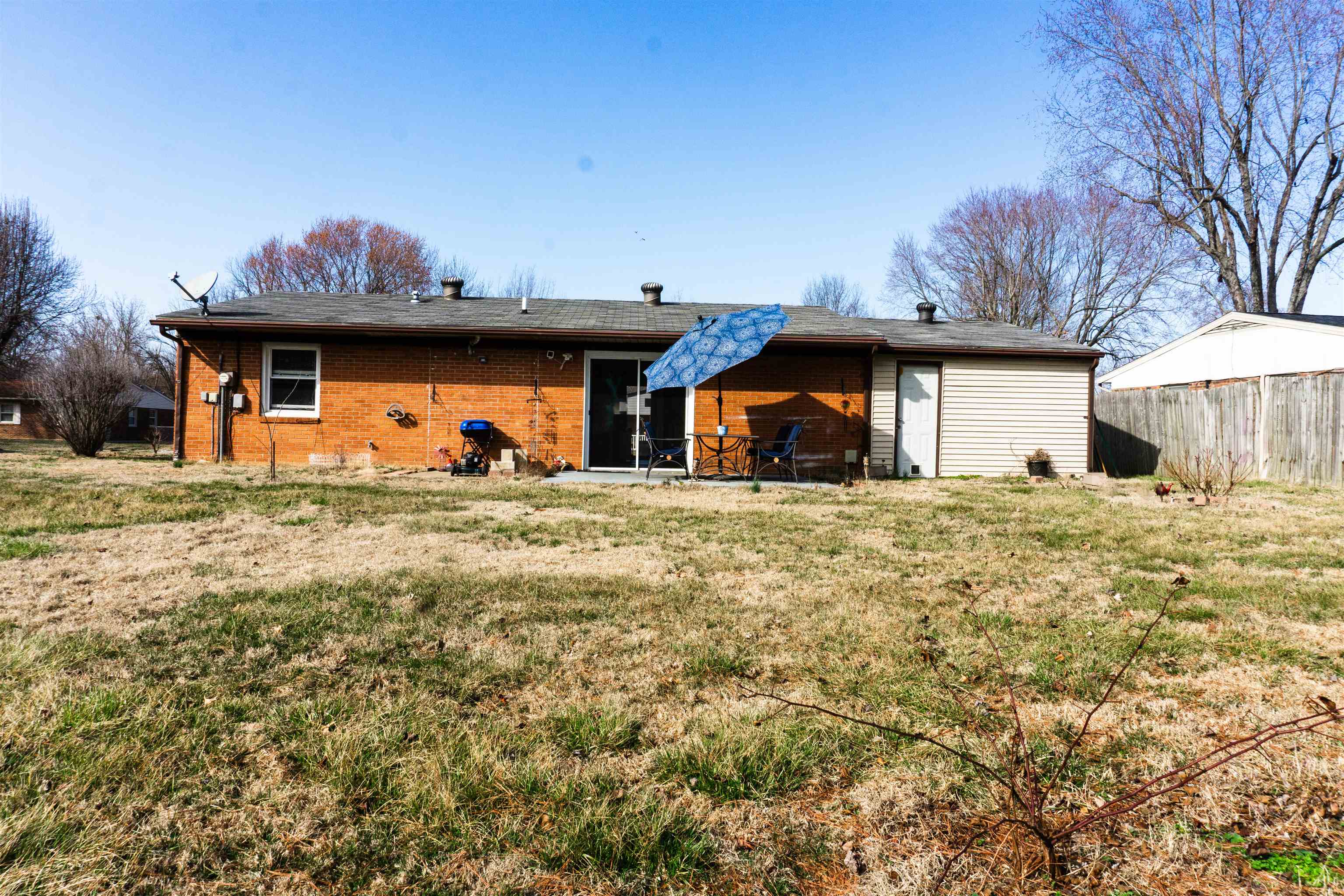 694 Rand Road, Owensboro, Kentucky 42301, 3 Bedrooms Bedrooms, ,1 BathroomBathrooms,Single Family Residence,For Sale,Rand Road,89070