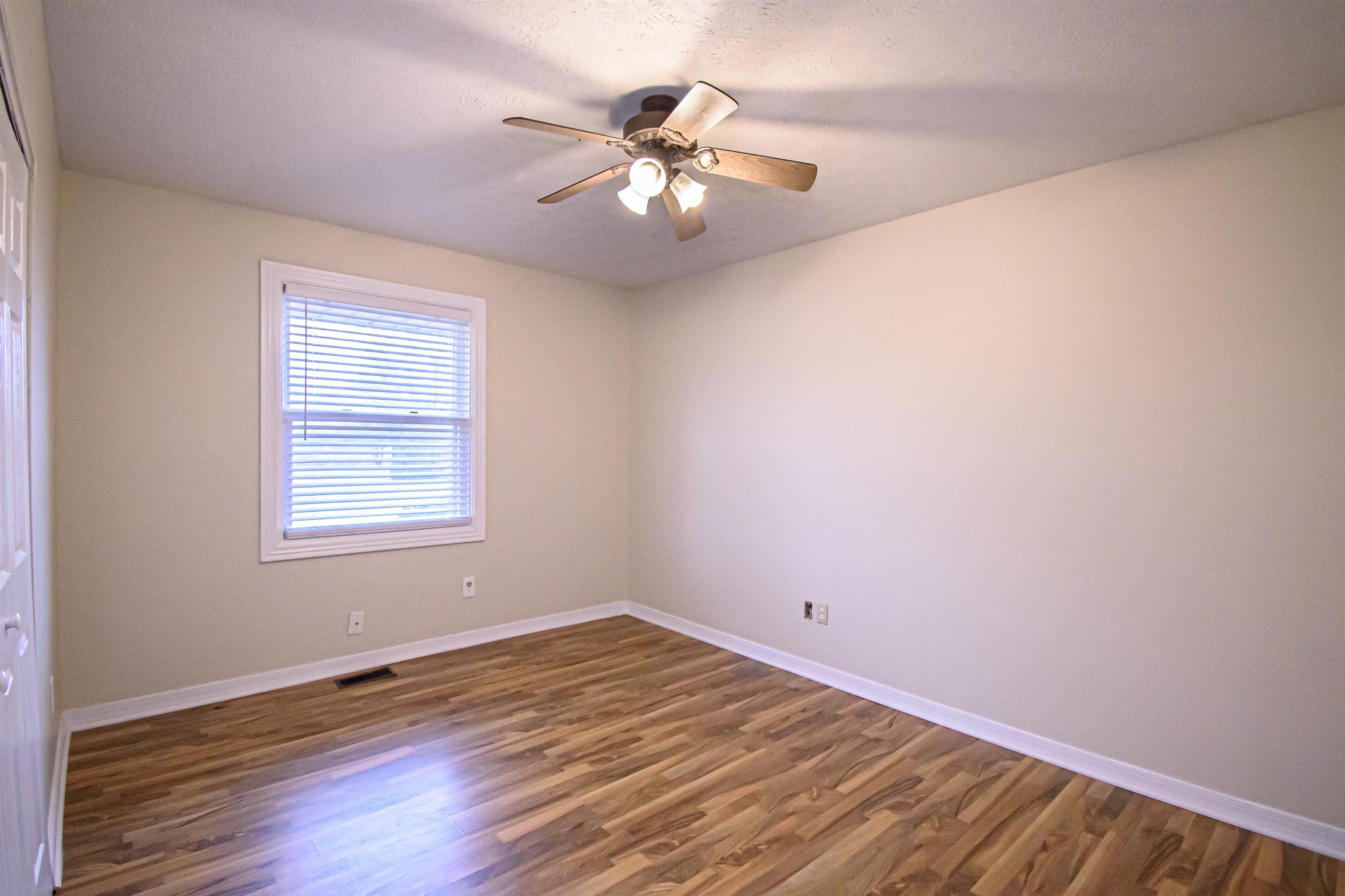 4101 Yewells Landing West, Owensboro, Kentucky 42303, 3 Bedrooms Bedrooms, ,2 BathroomsBathrooms,Single Family Residence,For Sale,Yewells Landing West,89072