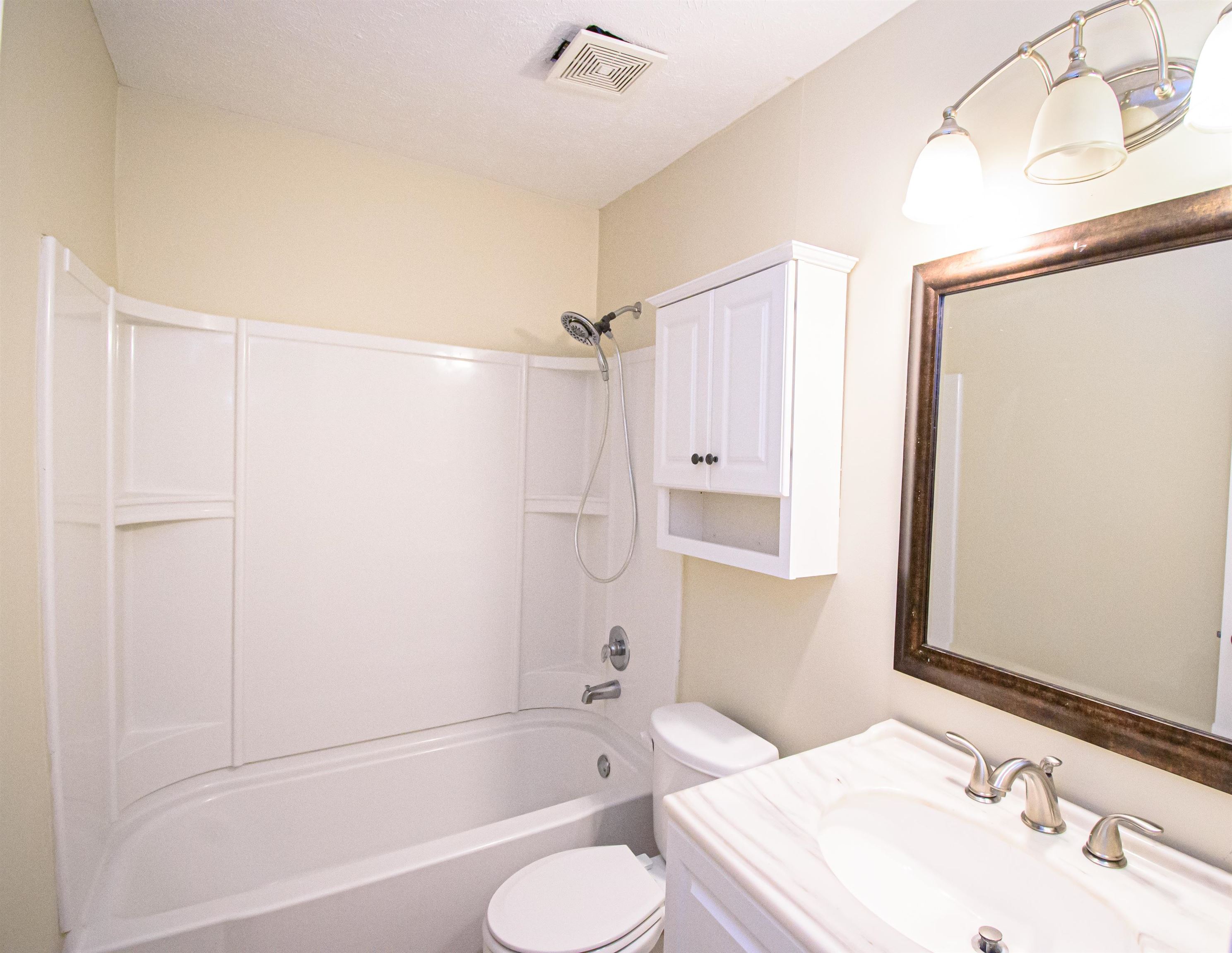 4101 Yewells Landing West, Owensboro, Kentucky 42303, 3 Bedrooms Bedrooms, ,2 BathroomsBathrooms,Single Family Residence,For Sale,Yewells Landing West,89072