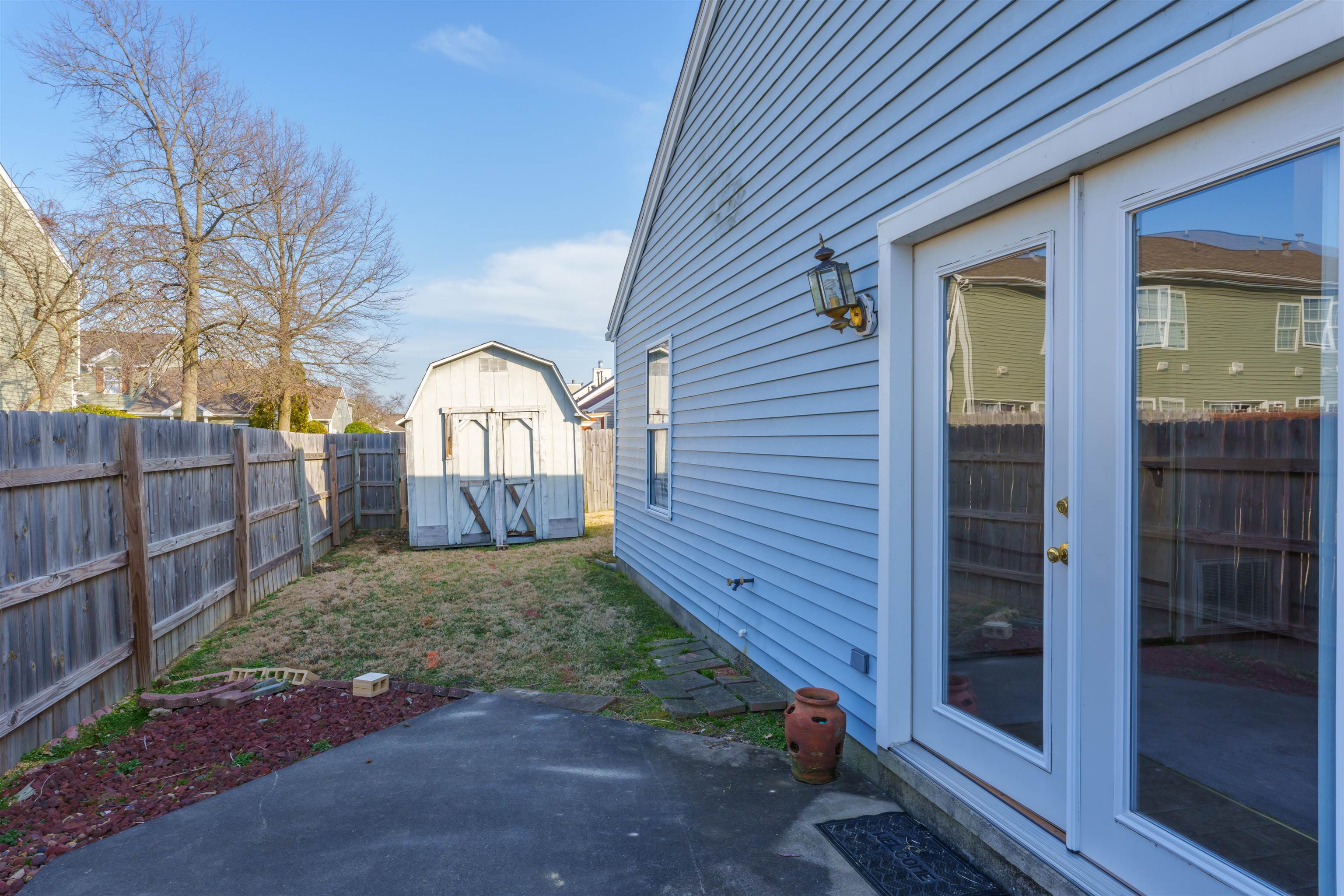 4415 Strickland Dr, Owensboro, Kentucky 42301, 2 Bedrooms Bedrooms, ,1 BathroomBathrooms,Single Family Residence,For Sale,Strickland Dr,89091
