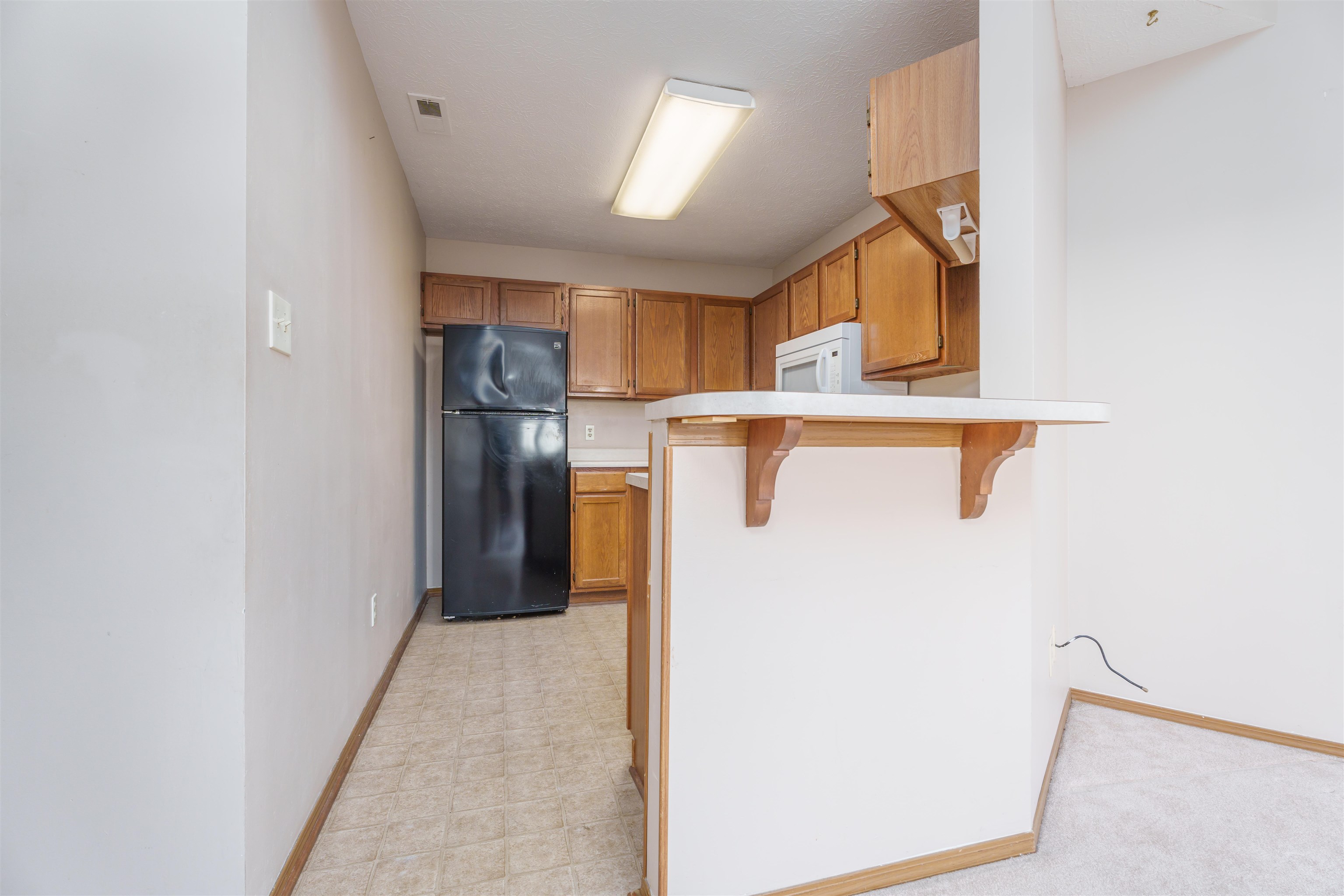 4415 Strickland Dr, Owensboro, Kentucky 42301, 2 Bedrooms Bedrooms, ,1 BathroomBathrooms,Single Family Residence,For Sale,Strickland Dr,89091
