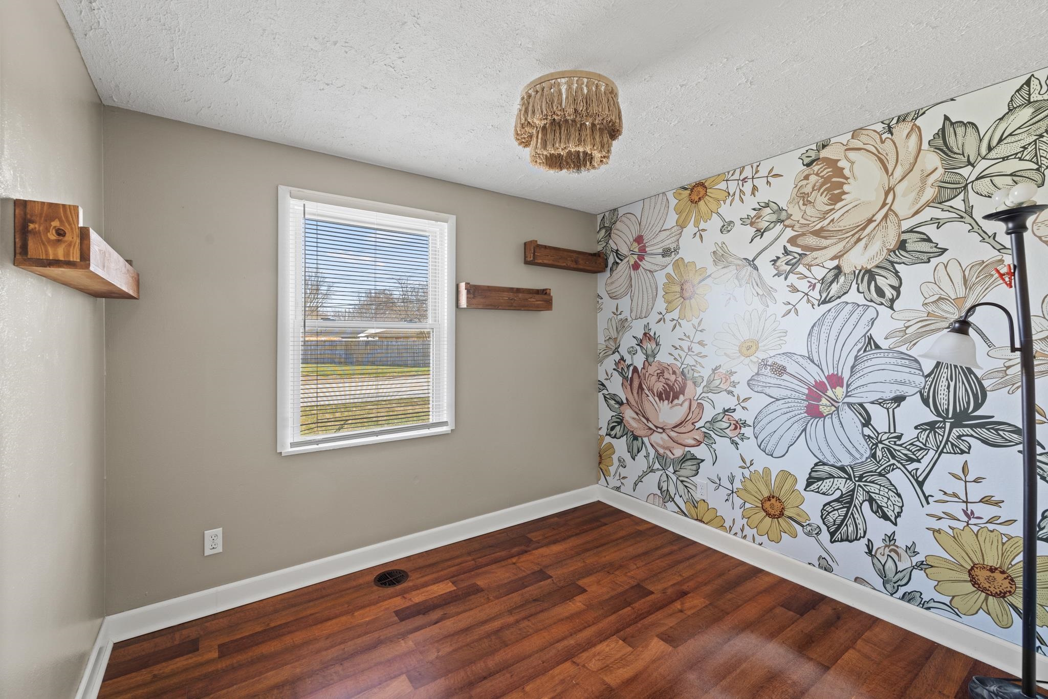 2104 Dickey Drive, Owensboro, Kentucky 42301, 3 Bedrooms Bedrooms, ,1 BathroomBathrooms,Ranch,For Sale,Dickey Drive,89096