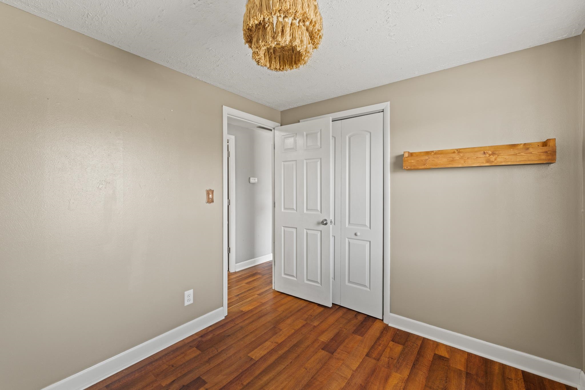 2104 Dickey Drive, Owensboro, Kentucky 42301, 3 Bedrooms Bedrooms, ,1 BathroomBathrooms,Ranch,For Sale,Dickey Drive,89096
