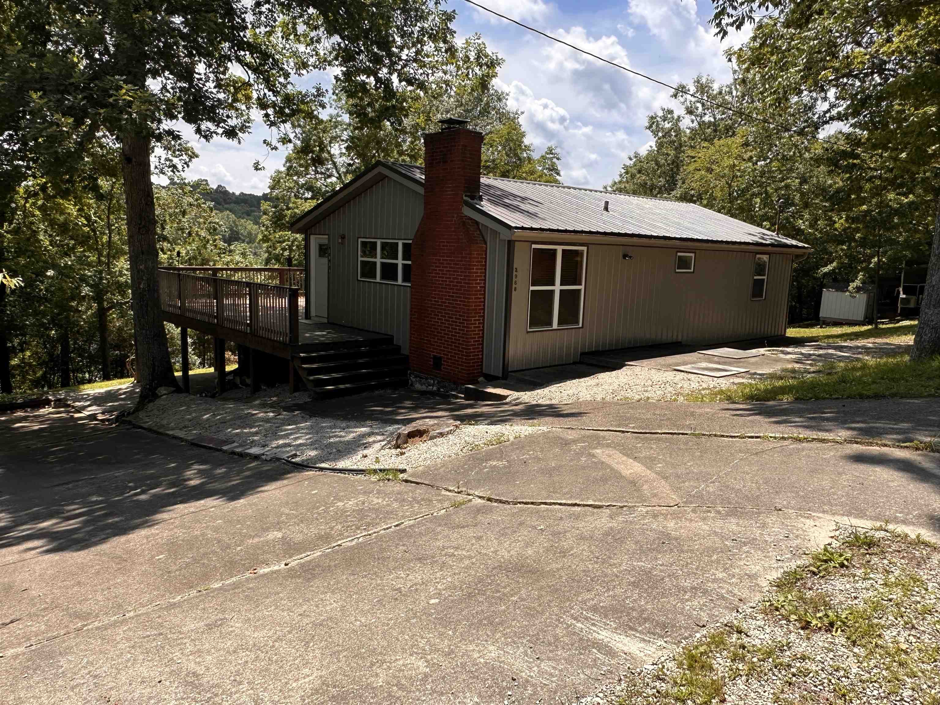 2968 Peter Cave Rd, Leitchfield, Kentucky 42754, 3 Bedrooms Bedrooms, ,2 BathroomsBathrooms,Single Family Residence,For Sale,Peter Cave Rd,89105
