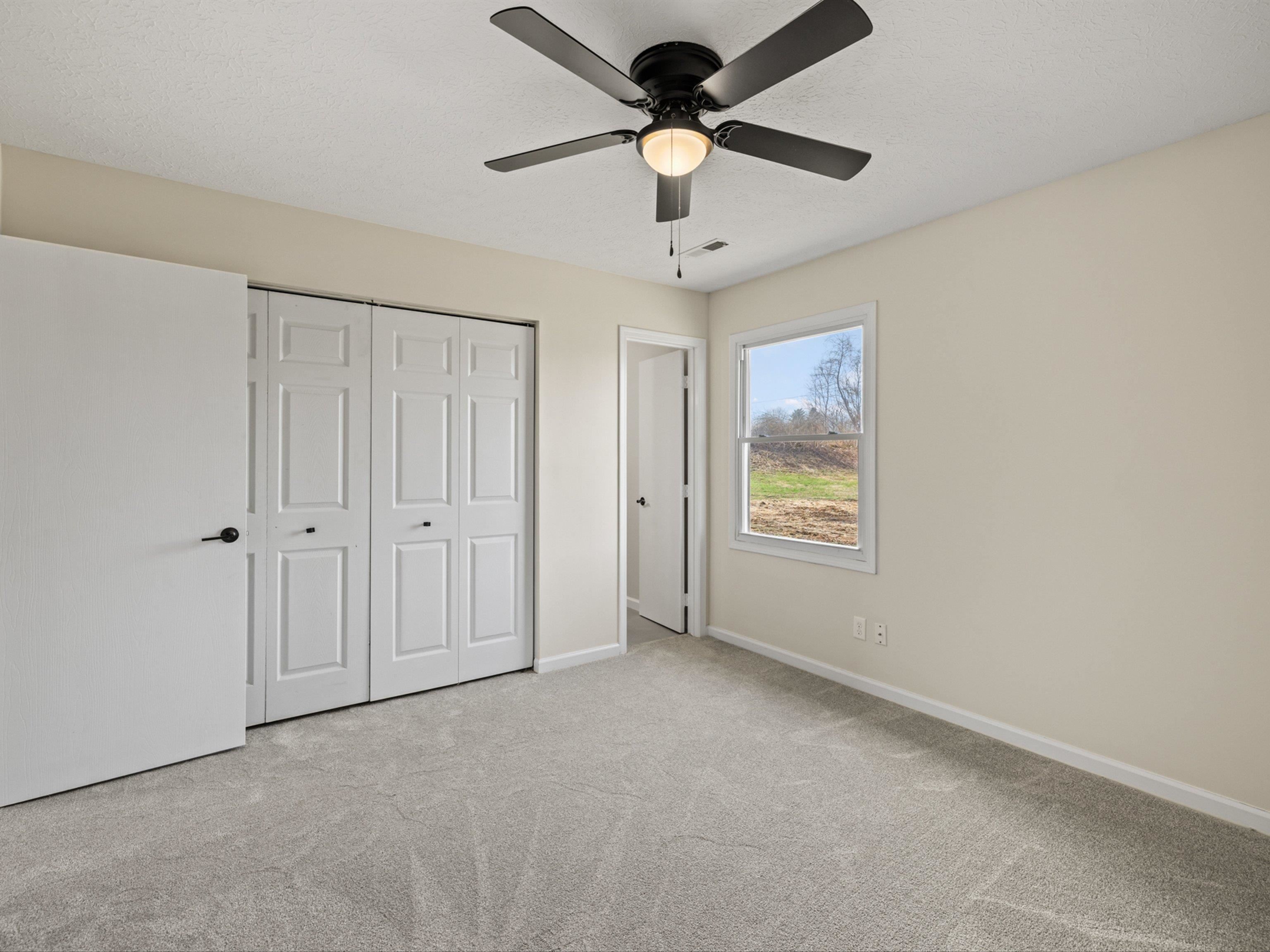 6104 Alma Court, Owensboro, Kentucky 42303, 3 Bedrooms Bedrooms, ,2 BathroomsBathrooms,Single Family Residence,For Sale,Alma Court,89110