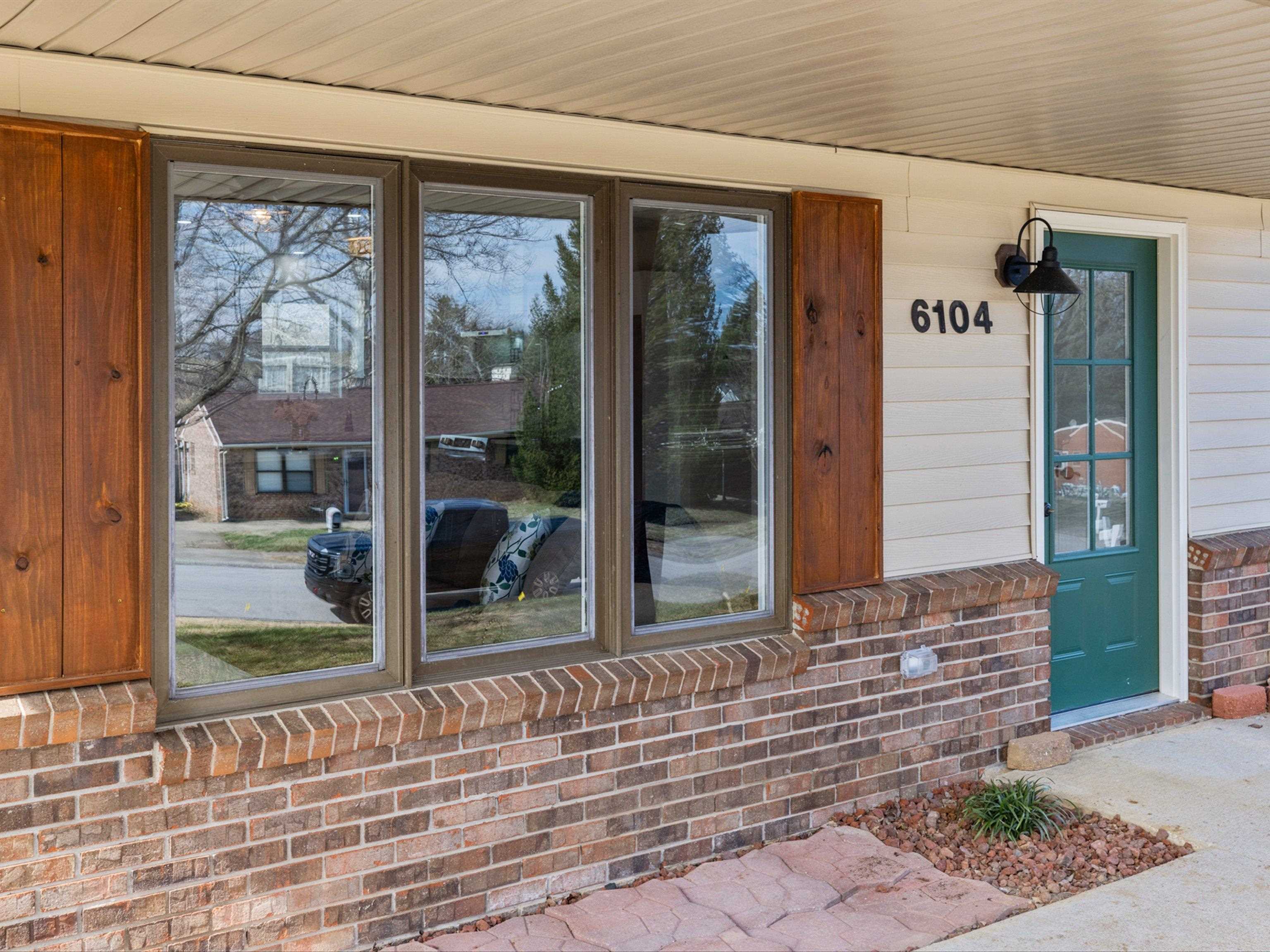 6104 Alma Court, Owensboro, Kentucky 42303, 3 Bedrooms Bedrooms, ,2 BathroomsBathrooms,Single Family Residence,For Sale,Alma Court,89110