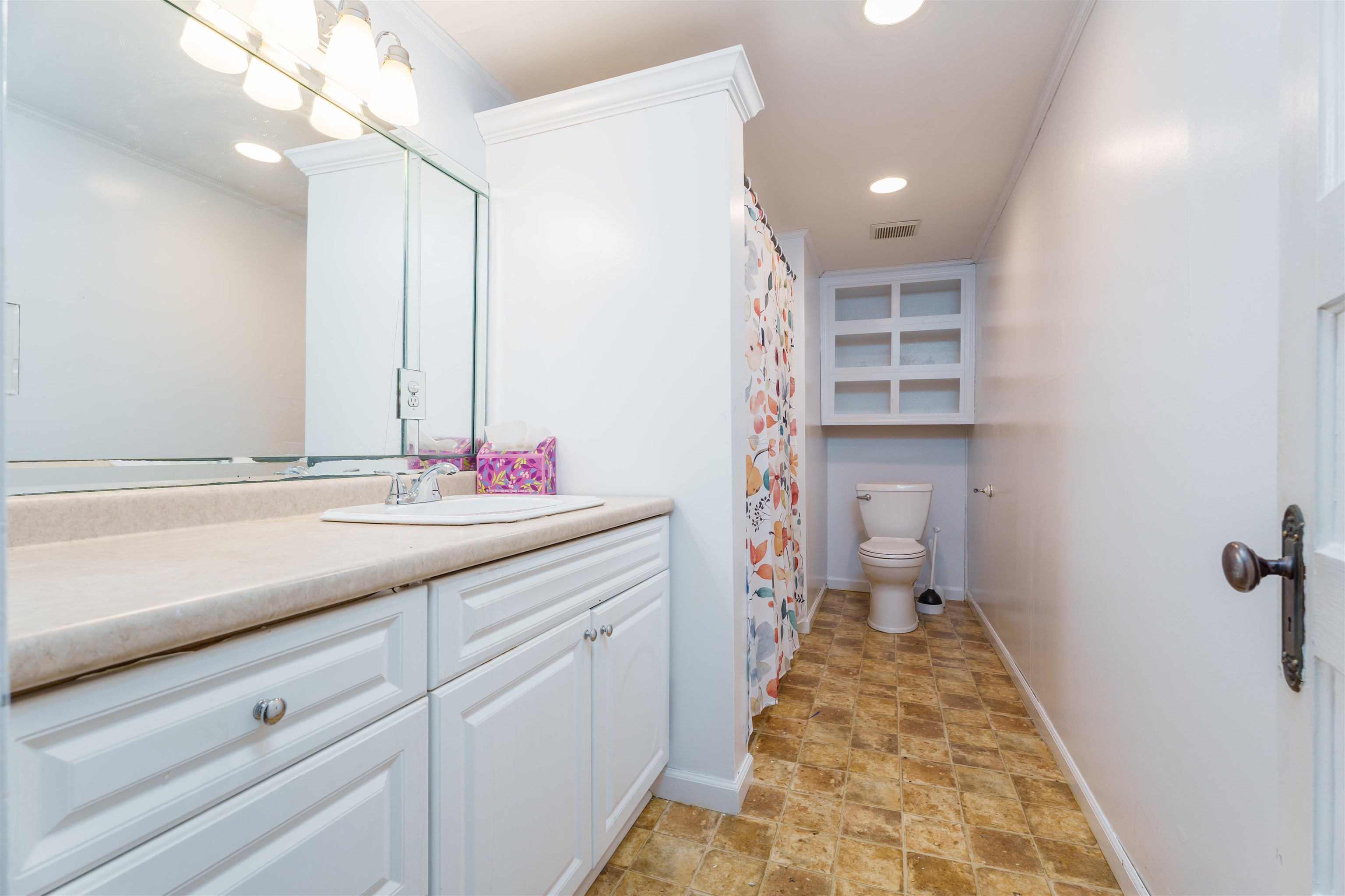207 East 21st Street, Owensboro, Kentucky 42303, 4 Bedrooms Bedrooms, ,1 BathroomBathrooms,Single Family Residence,For Sale,East 21st Street,89111