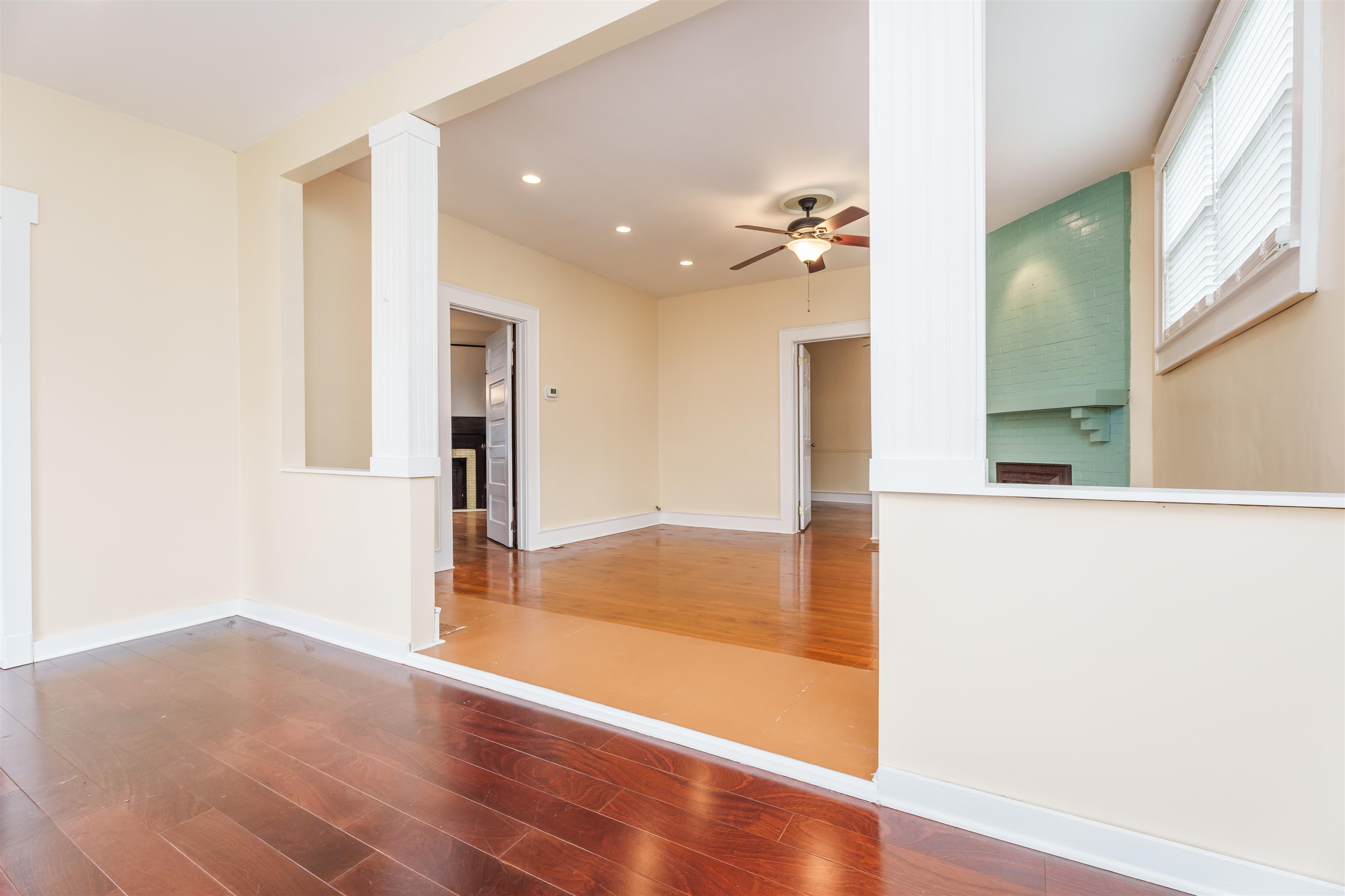 207 East 21st Street, Owensboro, Kentucky 42303, 4 Bedrooms Bedrooms, ,1 BathroomBathrooms,Single Family Residence,For Sale,East 21st Street,89111