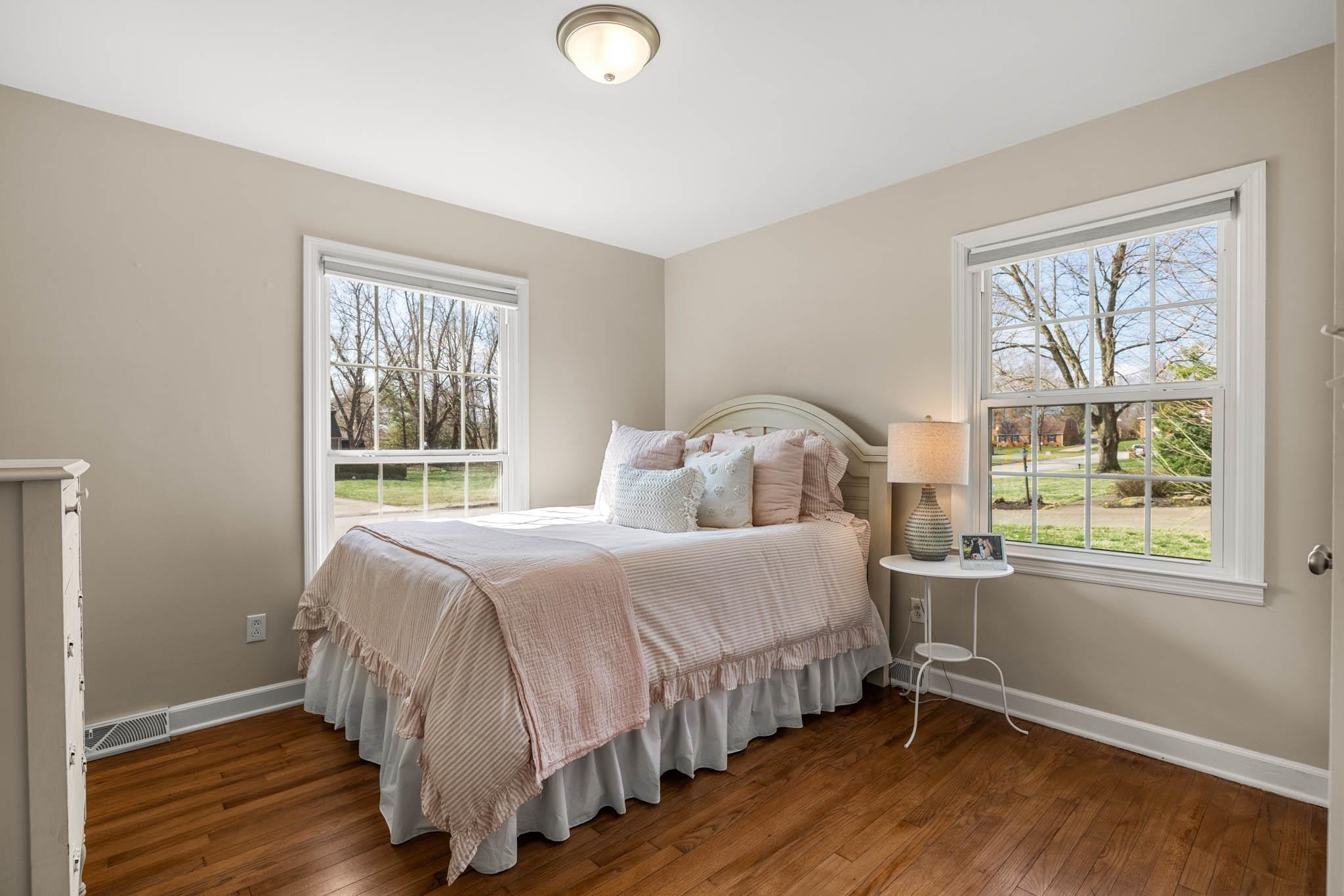 1233 Hickory Ln, Owensboro, Kentucky 42303-7524, 3 Bedrooms Bedrooms, ,2 BathroomsBathrooms,Single Family Residence,For Sale,Hickory Ln,89130