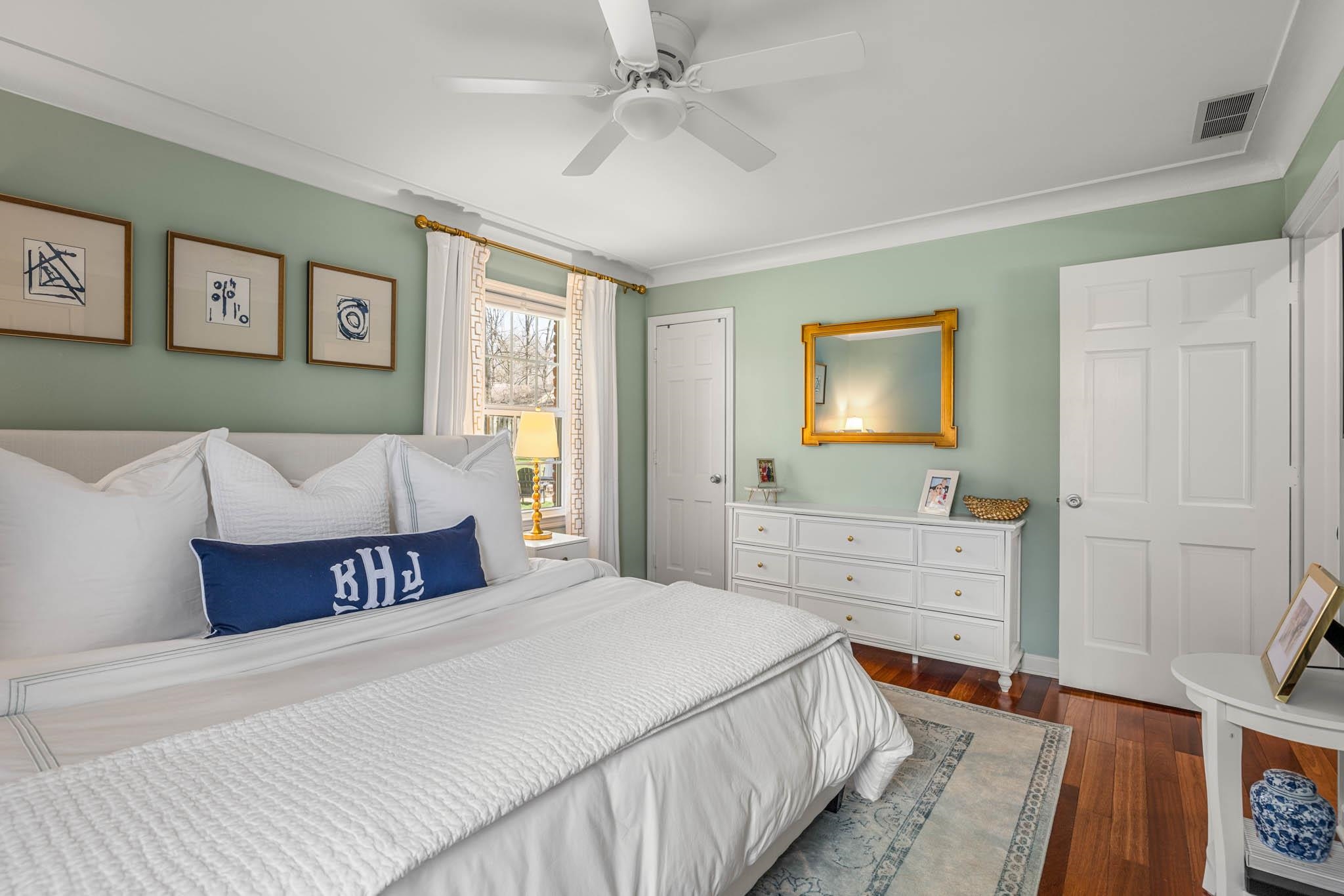 1233 Hickory Ln, Owensboro, Kentucky 42303-7524, 3 Bedrooms Bedrooms, ,2 BathroomsBathrooms,Single Family Residence,For Sale,Hickory Ln,89130