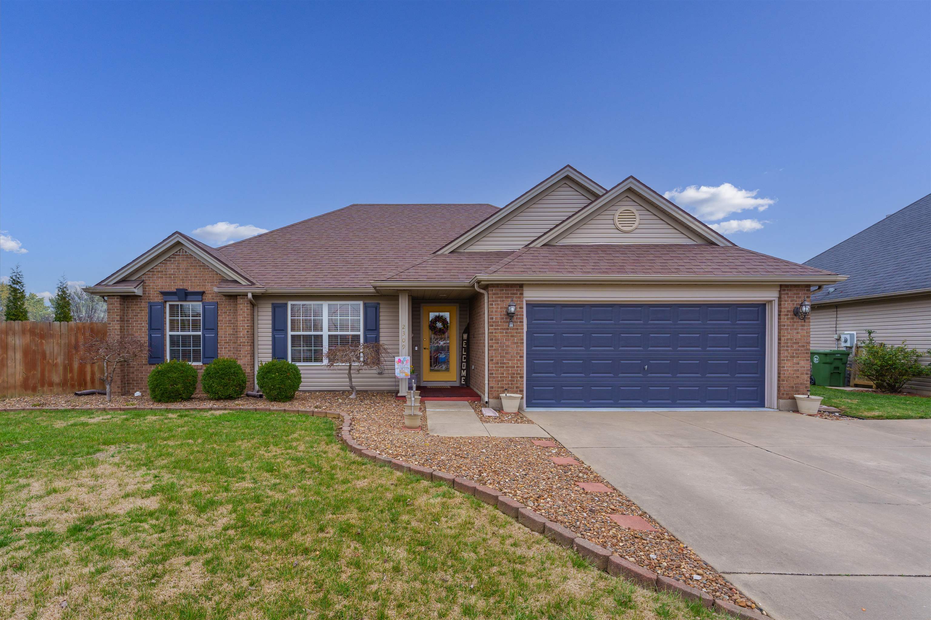 2309 Homestead Pointe, Owensboro, Kentucky 42301, 3 Bedrooms Bedrooms, ,2 BathroomsBathrooms,Single Family Residence,For Sale,Homestead Pointe,89131