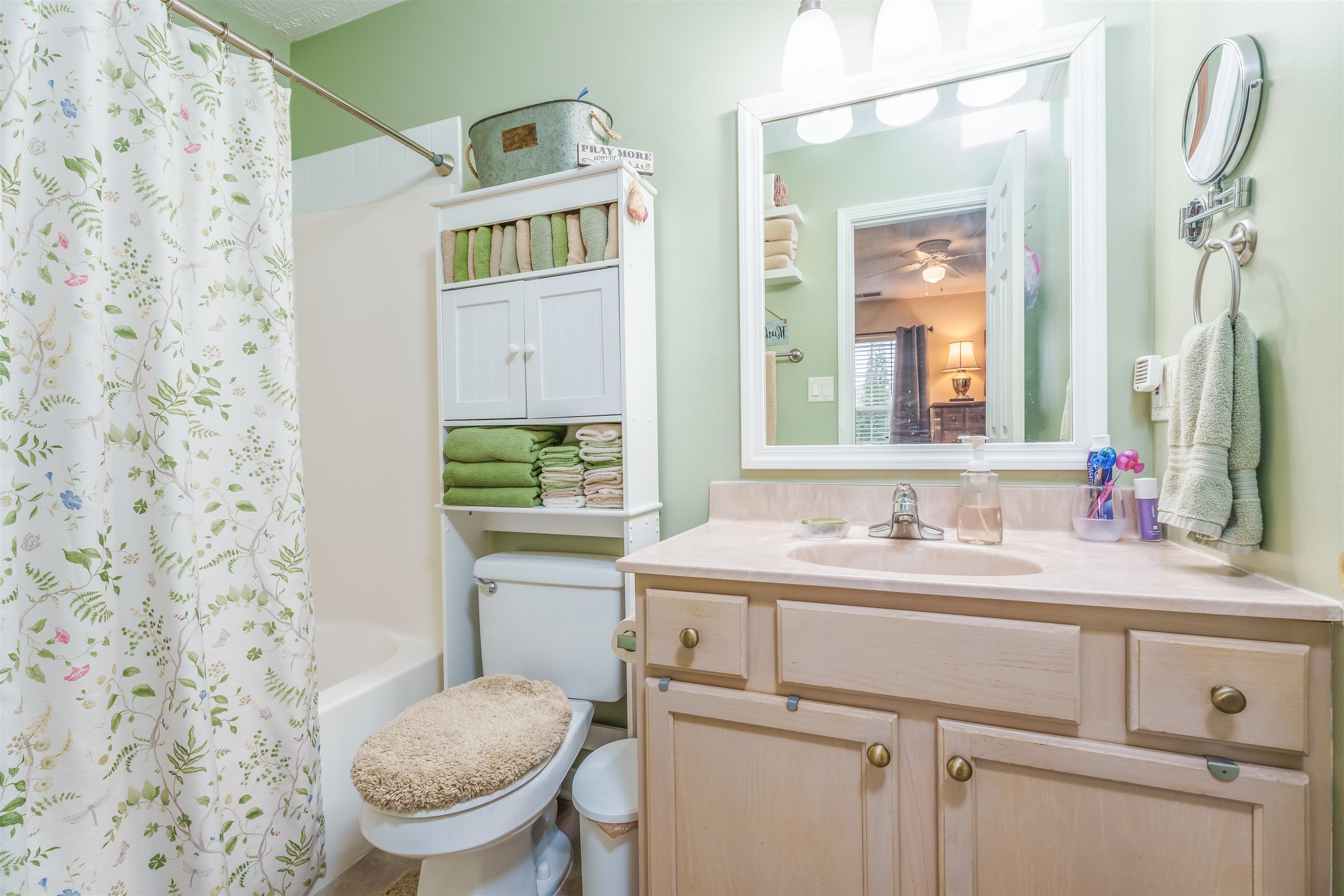 2309 Homestead Pointe, Owensboro, Kentucky 42301, 3 Bedrooms Bedrooms, ,2 BathroomsBathrooms,Single Family Residence,For Sale,Homestead Pointe,89131