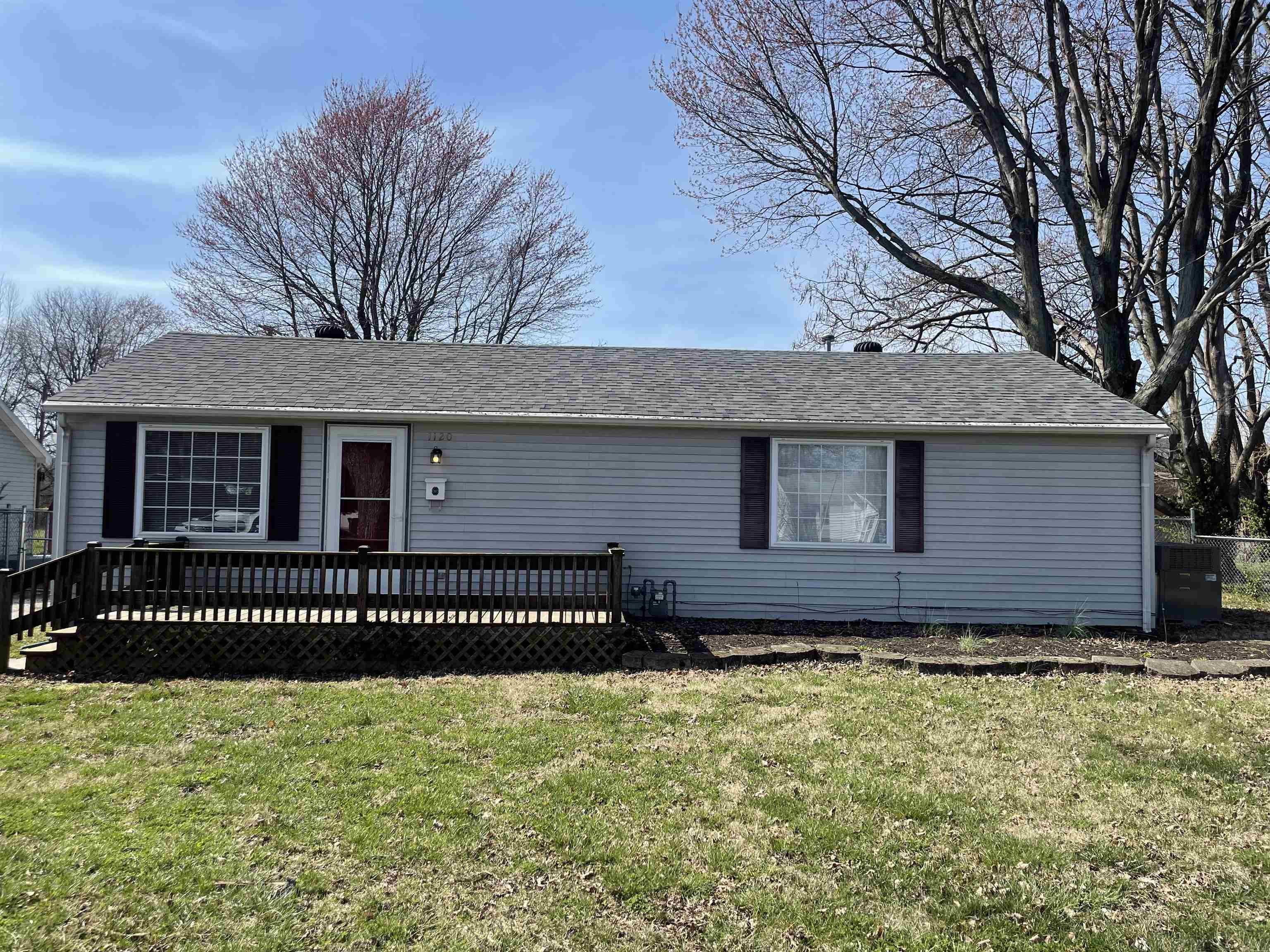 1120 Western Court, Owensboro, Kentucky 42301, 2 Bedrooms Bedrooms, ,1 BathroomBathrooms,Single Family Residence,For Sale,Western Court,89167