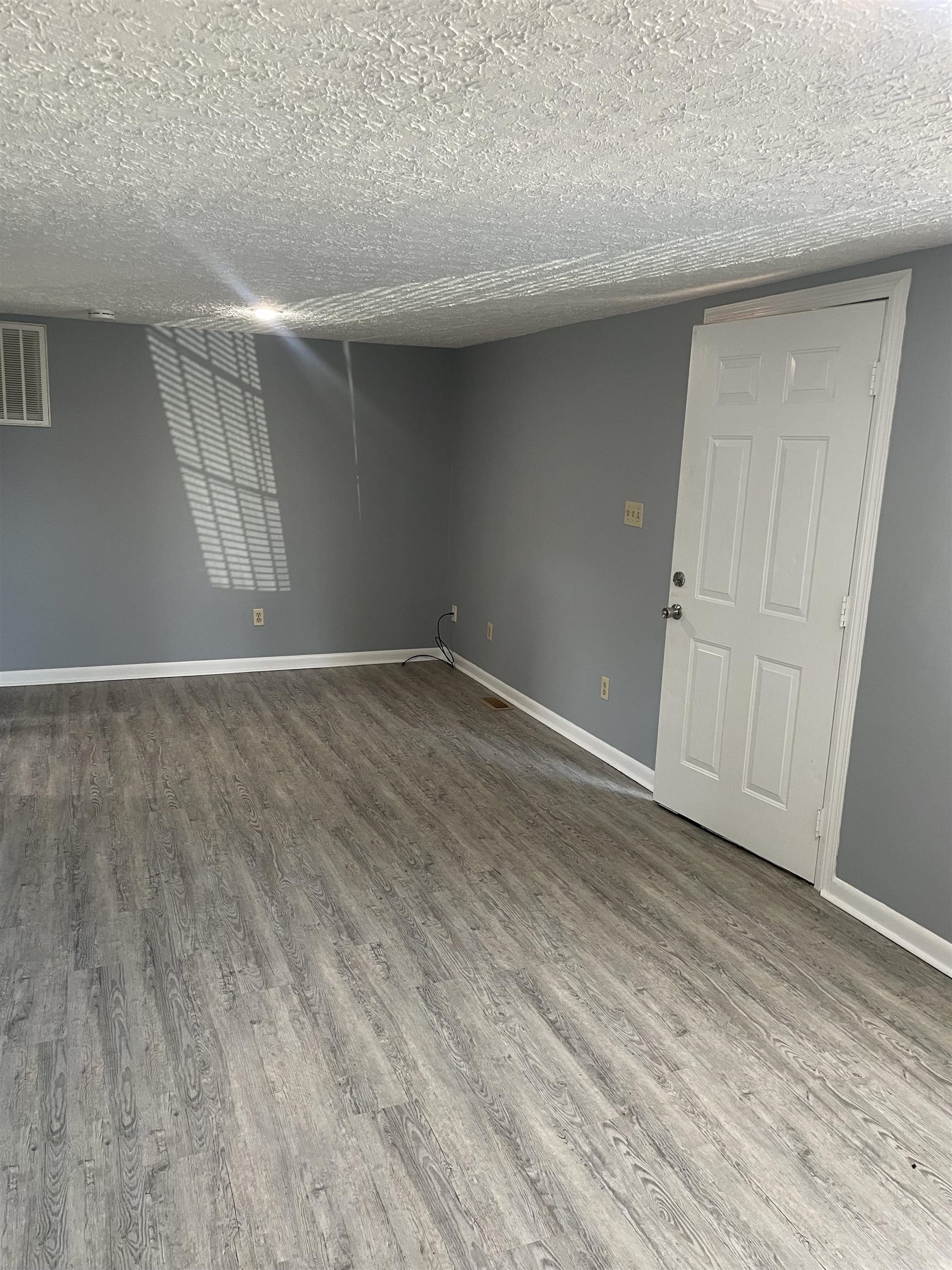 1120 Western Court, Owensboro, Kentucky 42301, 2 Bedrooms Bedrooms, ,1 BathroomBathrooms,Single Family Residence,For Sale,Western Court,89167