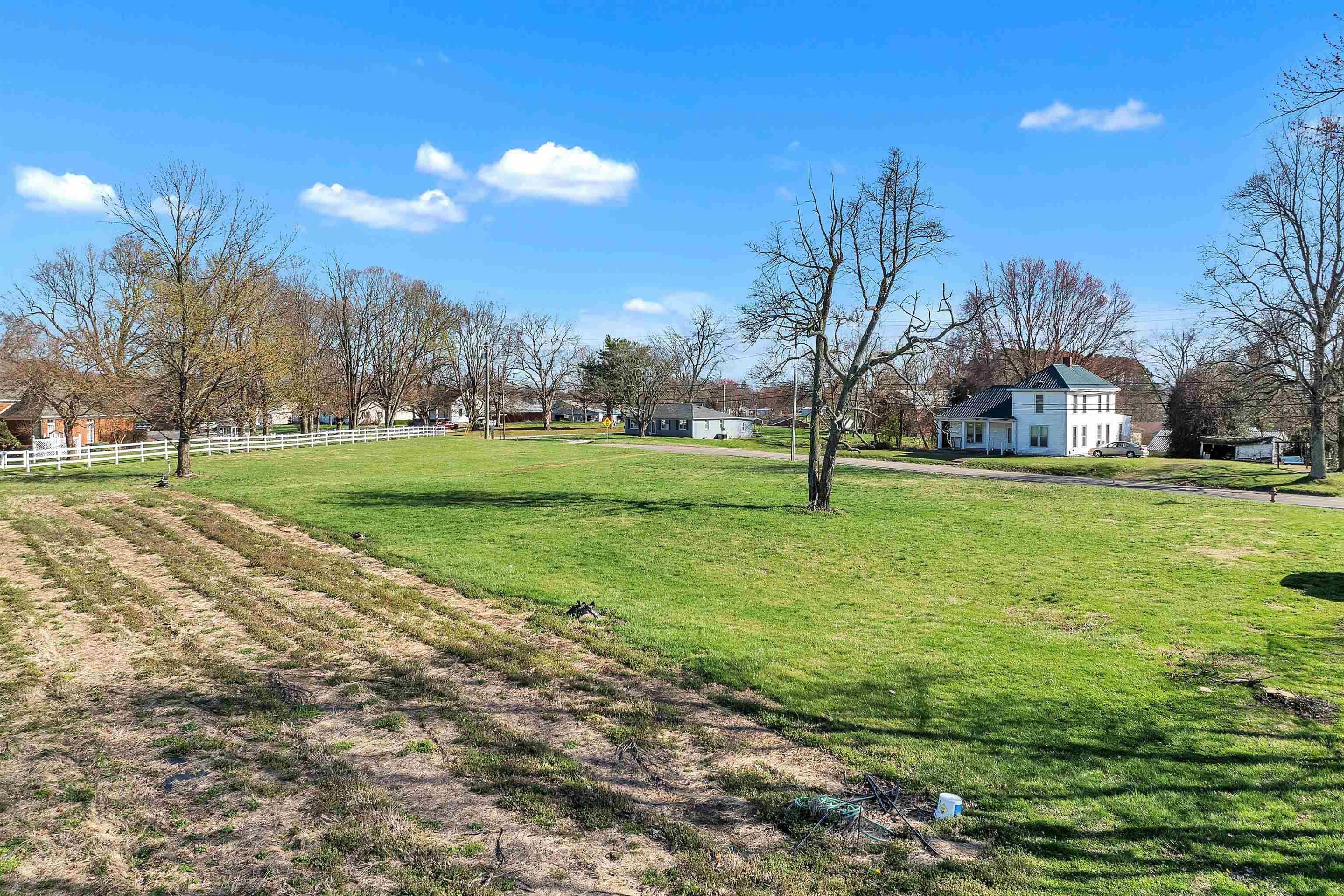 835 Madison St, Hawesville, Kentucky 42348, ,Land,For Sale,Madison St,89177