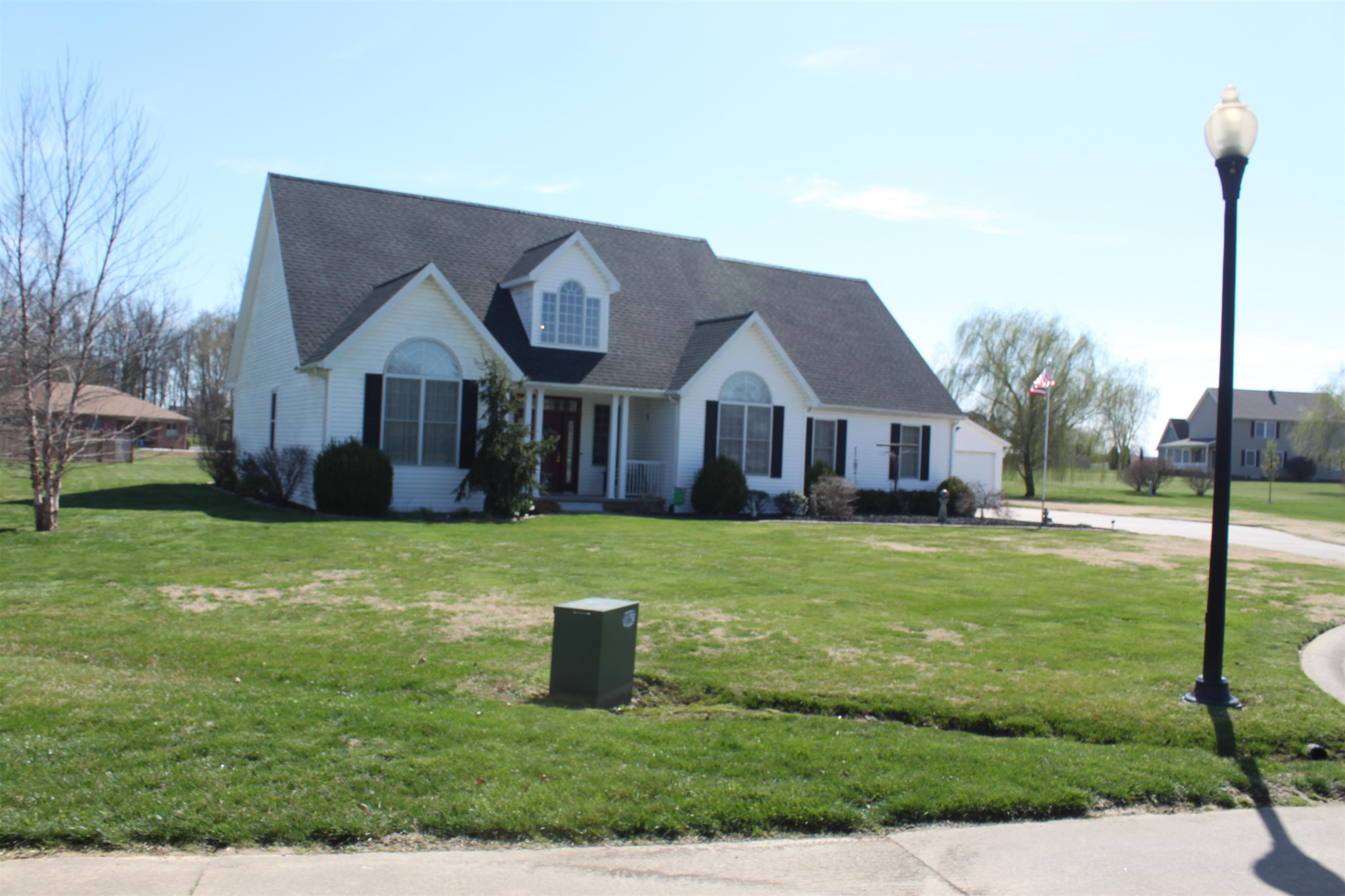 2073 Greenfield Ct, Rockport, Indiana 47635, 3 Bedrooms Bedrooms, ,2 BathroomsBathrooms,Single Family Residence,For Sale,Greenfield Ct,89183
