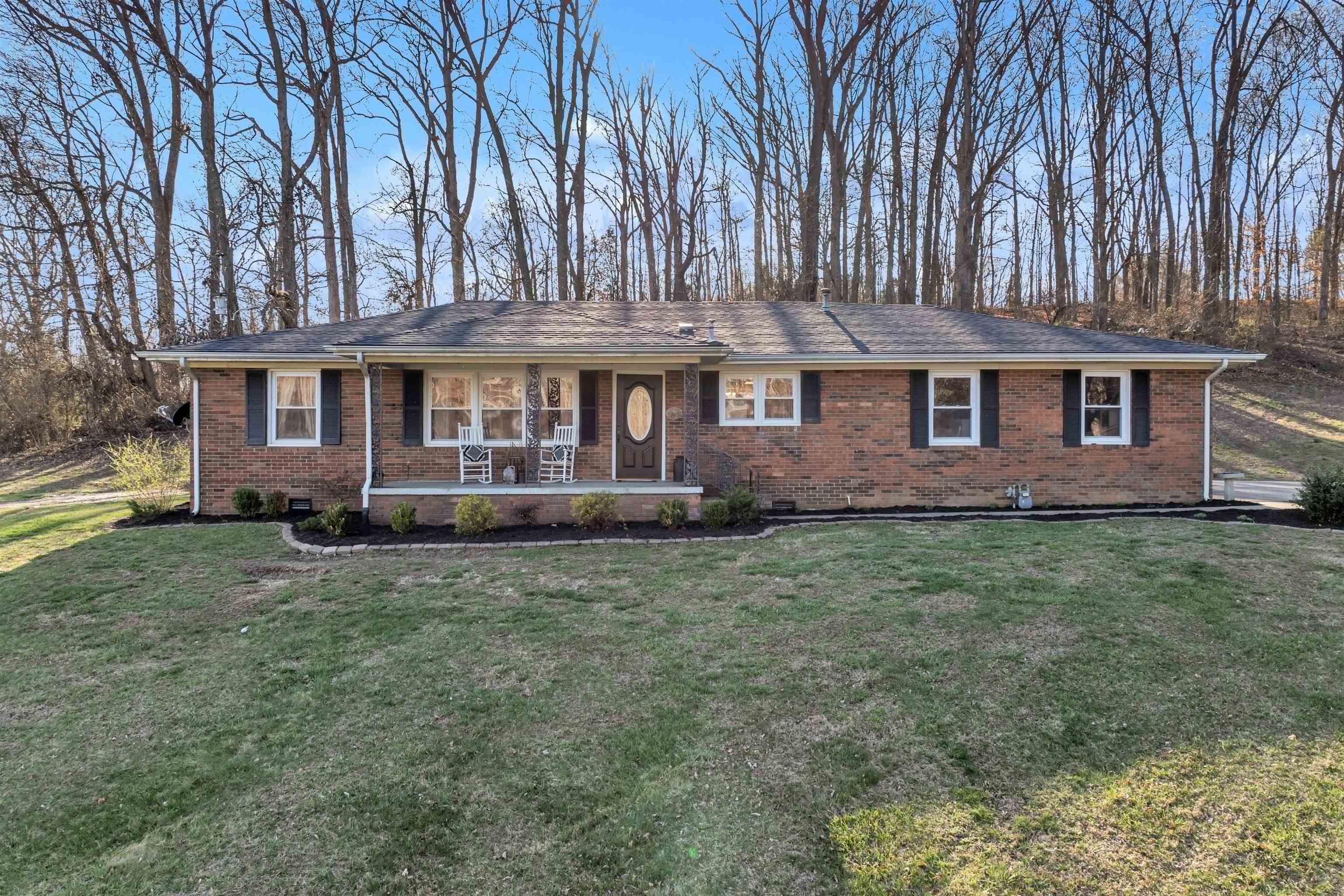 1573 Park Road, Hawesville, Kentucky 42348, 3 Bedrooms Bedrooms, ,1 BathroomBathrooms,Single Family Residence,For Sale,Park Road,89184