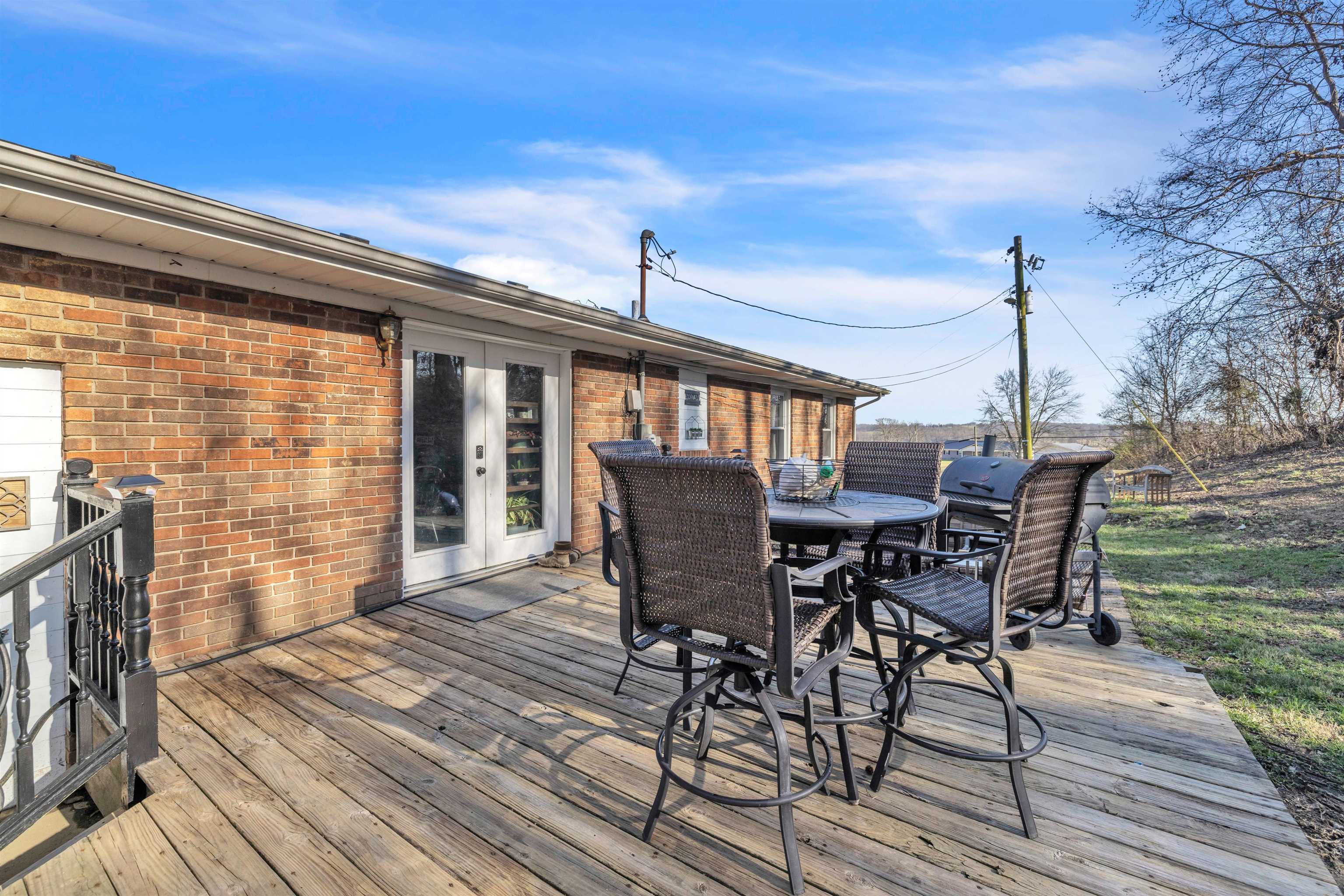 1573 Park Road, Hawesville, Kentucky 42348, 3 Bedrooms Bedrooms, ,1 BathroomBathrooms,Single Family Residence,For Sale,Park Road,89184