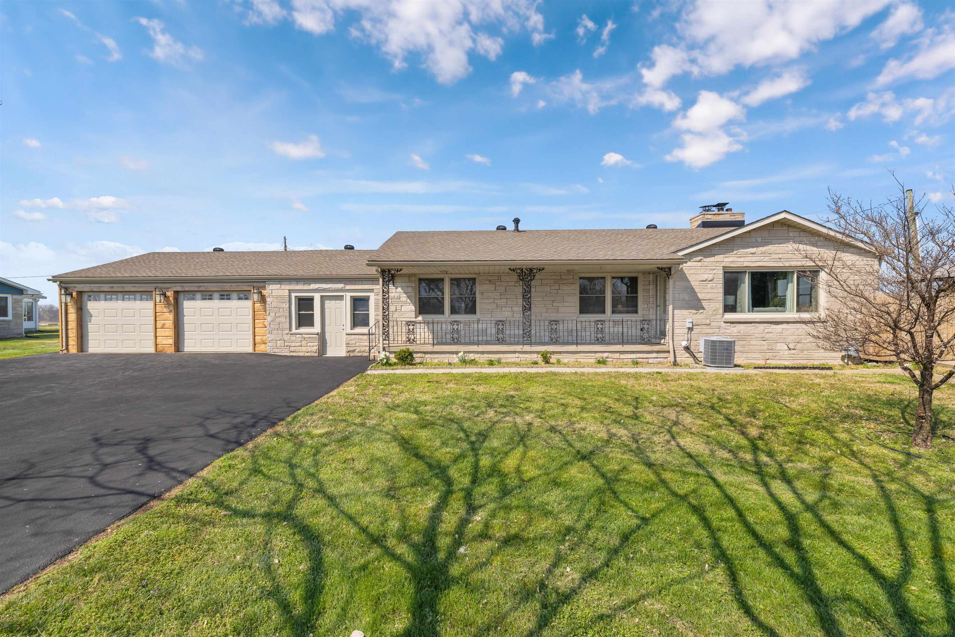 222 Brown Court, Owensboro, Kentucky 42303, 3 Bedrooms Bedrooms, ,2 BathroomsBathrooms,Ranch,For Sale,Brown Court,89187