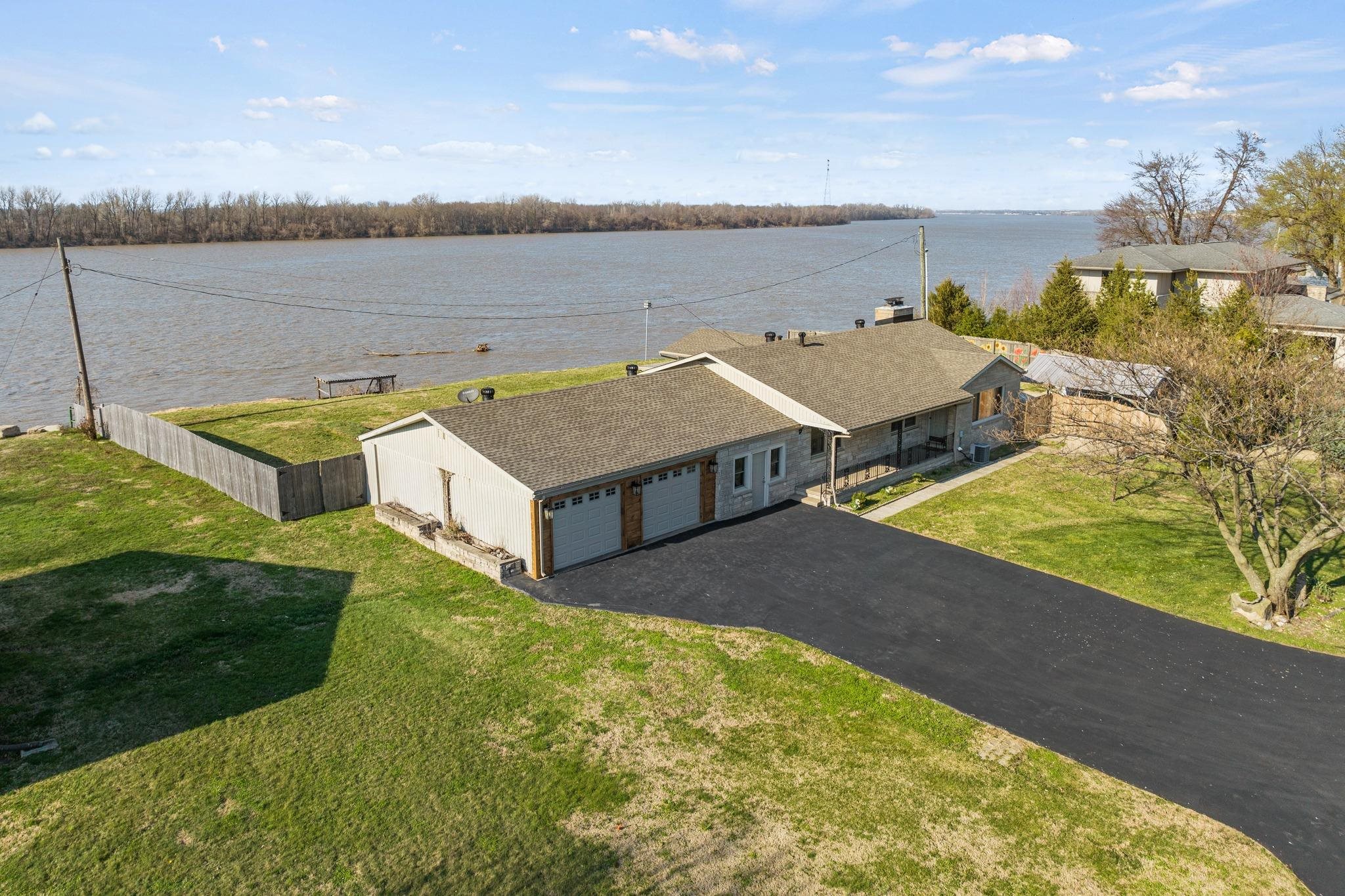 222 Brown Court, Owensboro, Kentucky 42303, 3 Bedrooms Bedrooms, ,2 BathroomsBathrooms,Ranch,For Sale,Brown Court,89187
